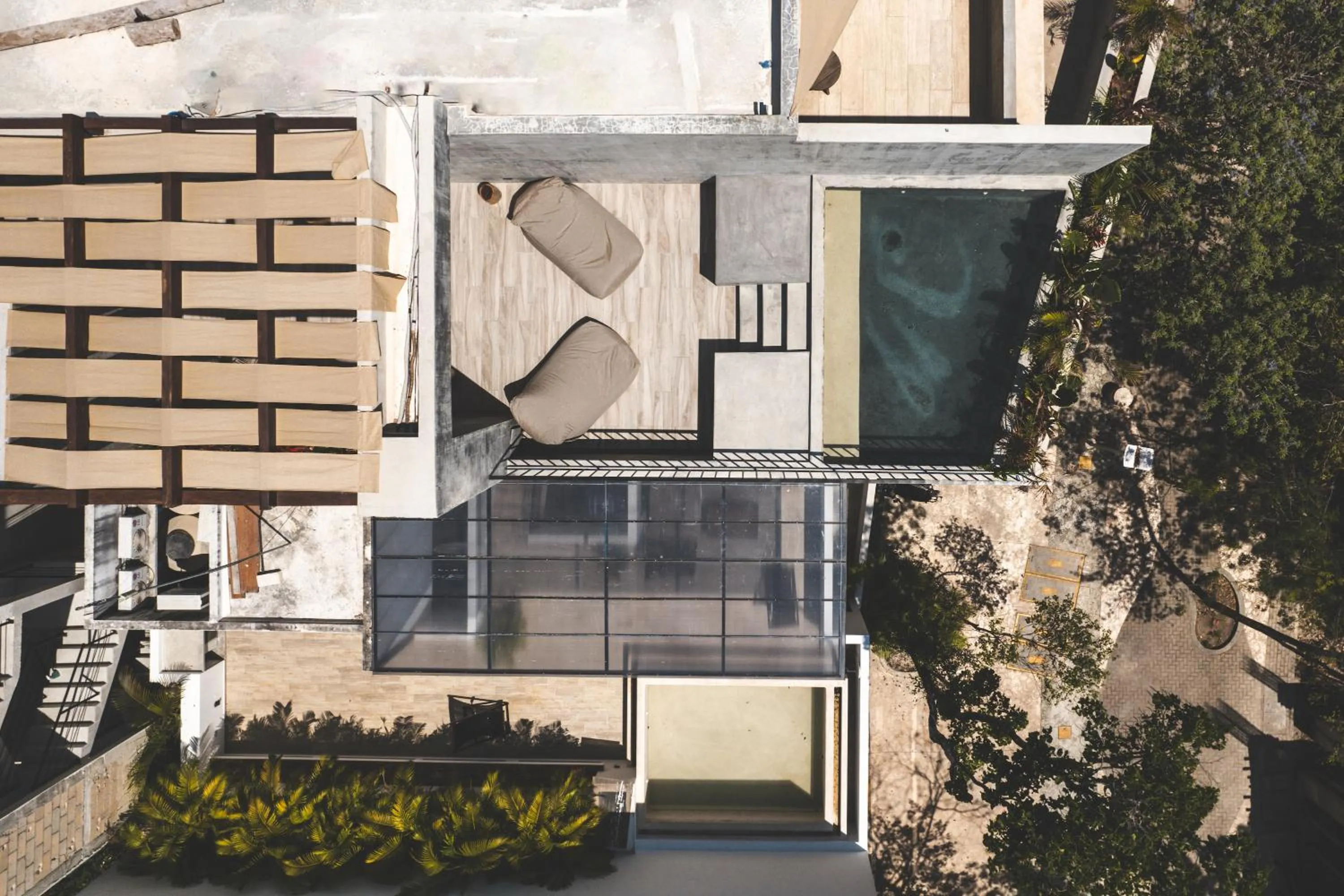 Patio in Urbano by Sundara