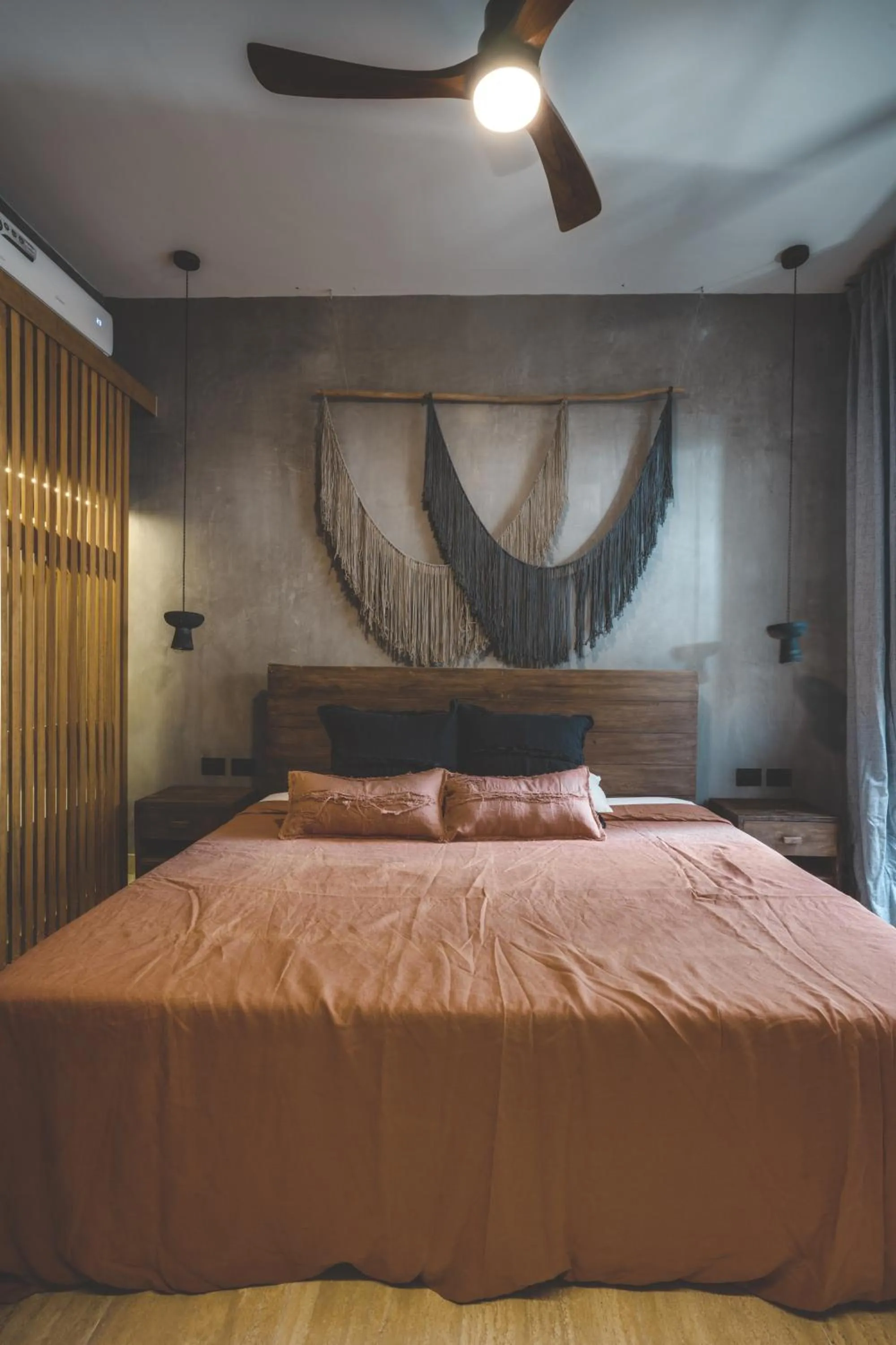 Bed in Urbano by Sundara