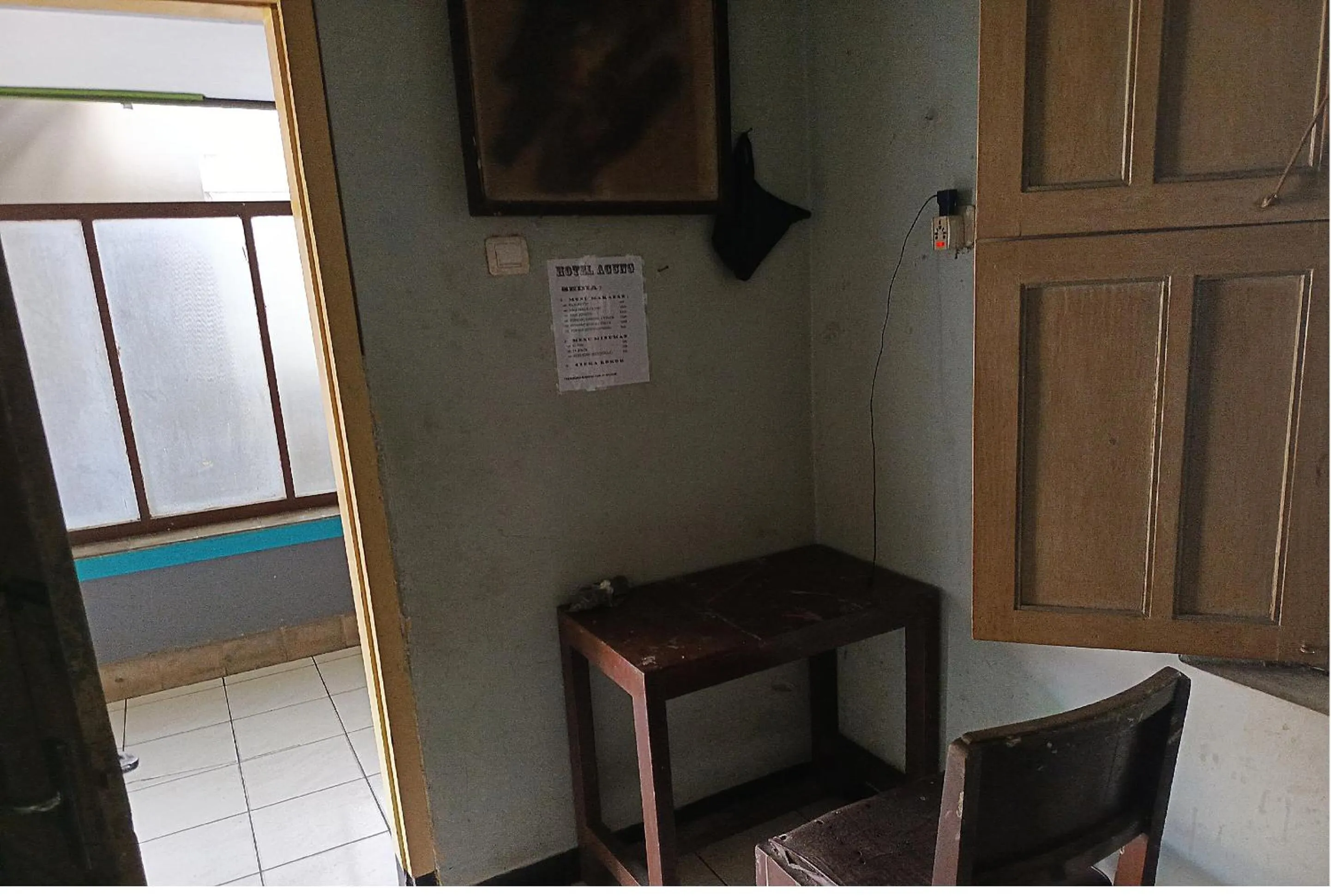 Lobby or reception in Hotel O Dian Asih Rooms