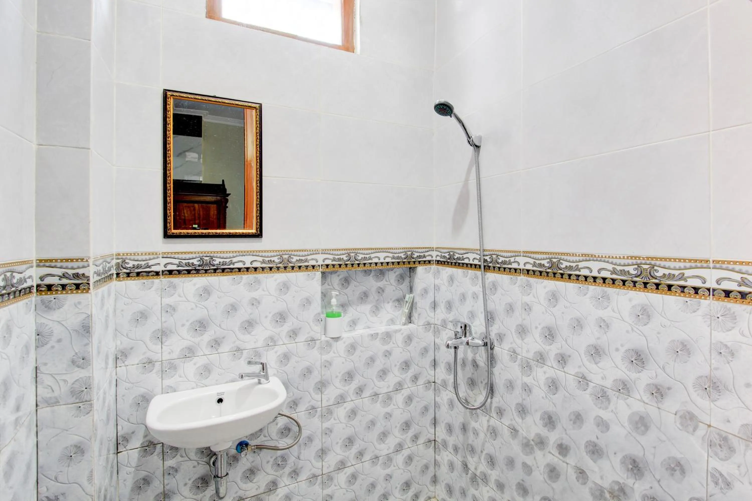 Bathroom in Collection O 94154 Puri Gusti Ayu
