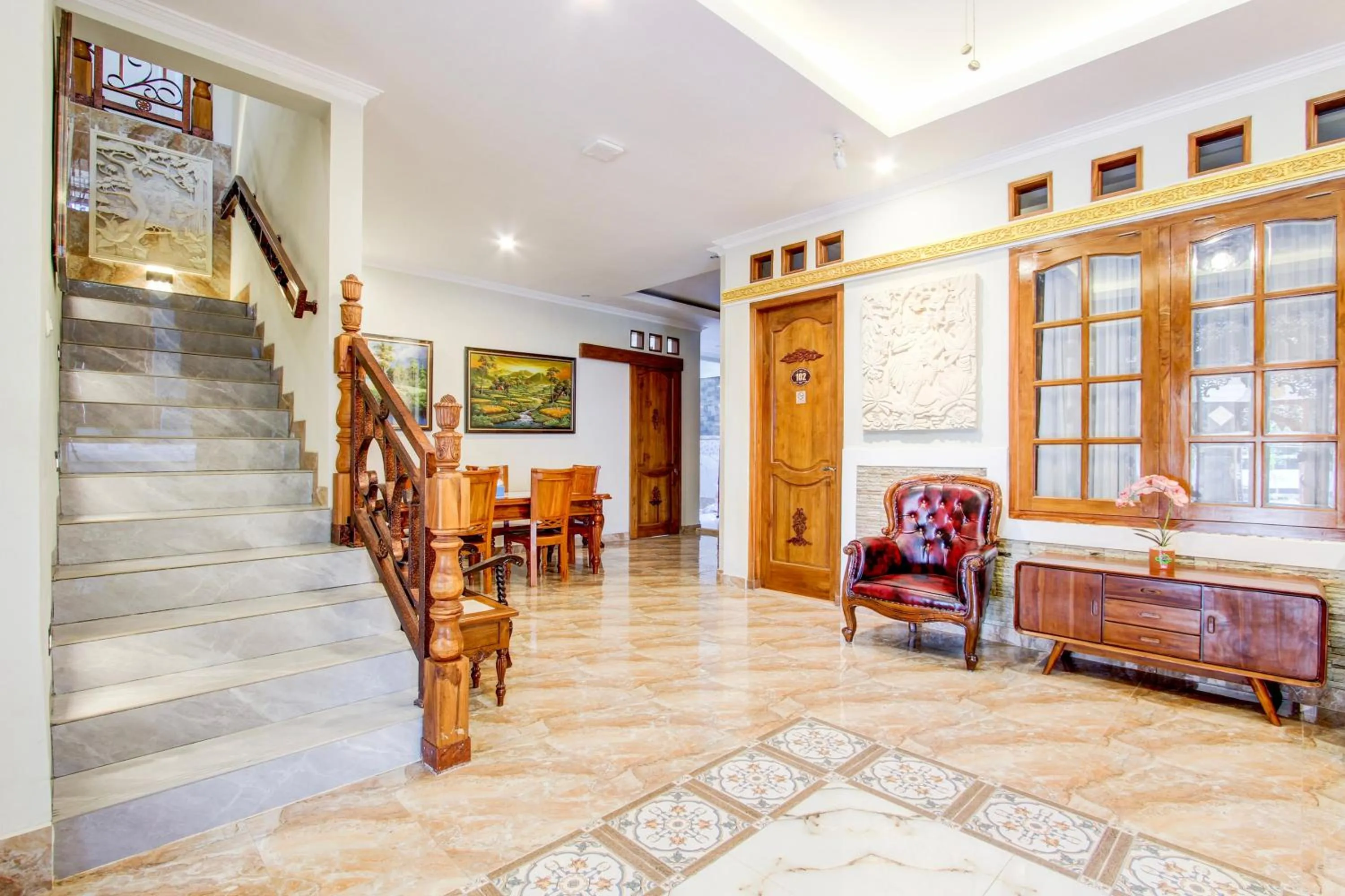 Lobby or reception in Collection O 94154 Puri Gusti Ayu