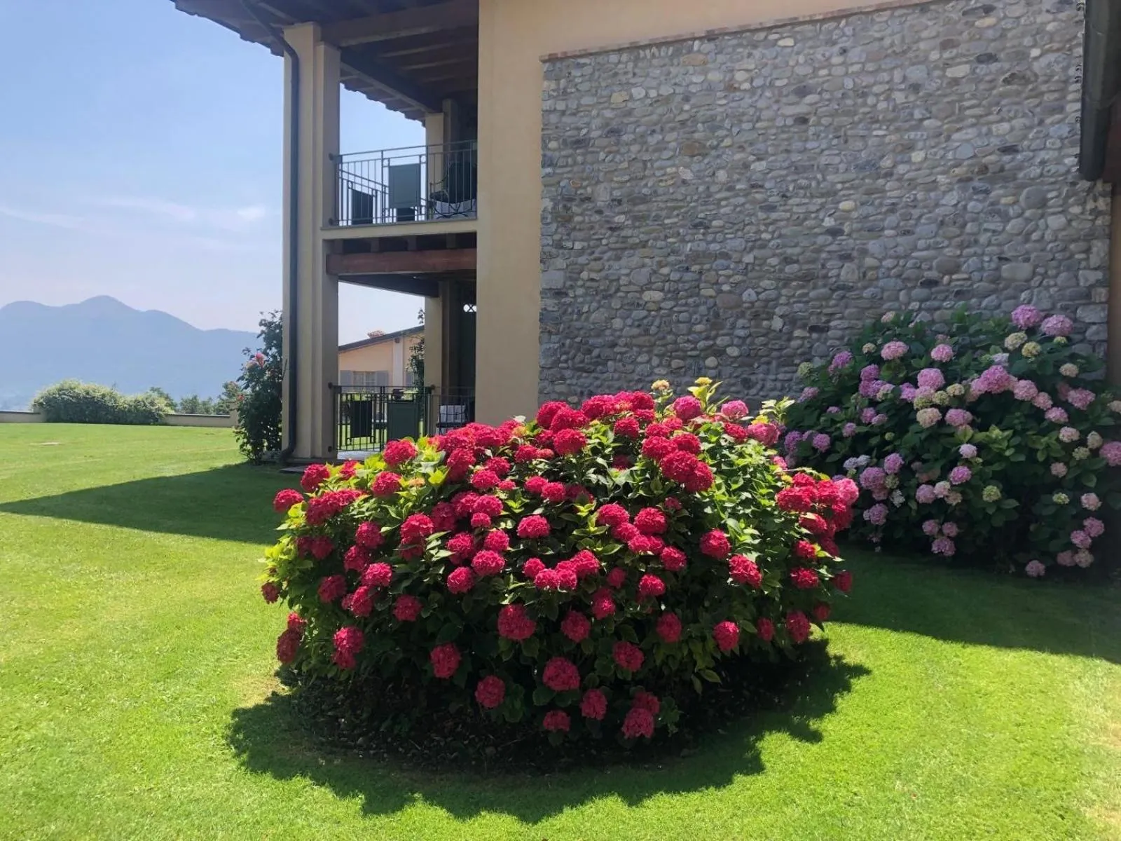 Property building in Romantik Hotel Relais Mirabella Iseo