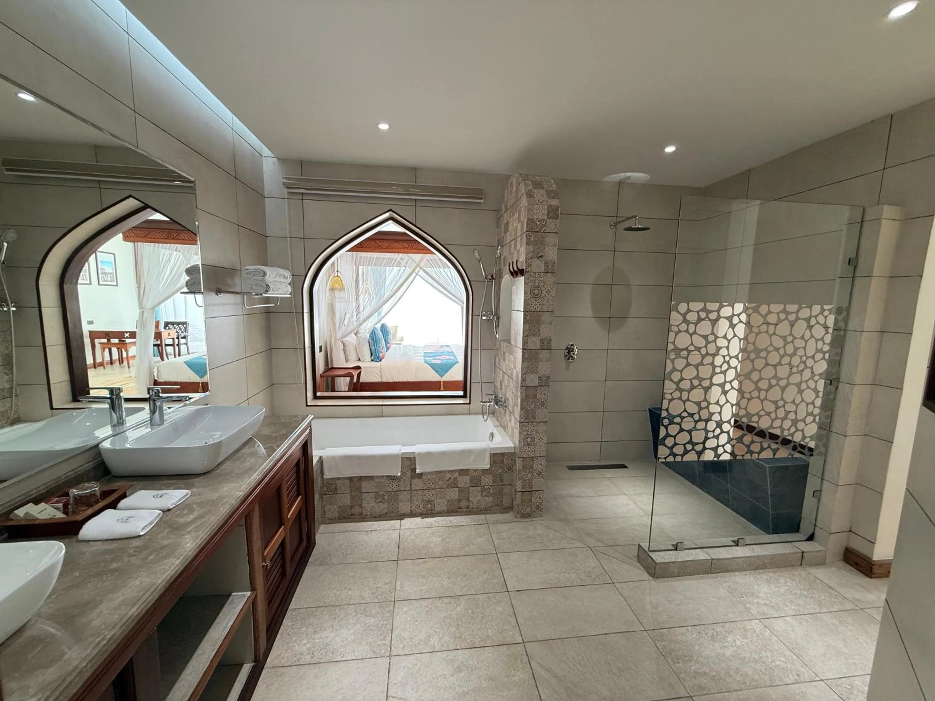 Shower in Shukran Palace