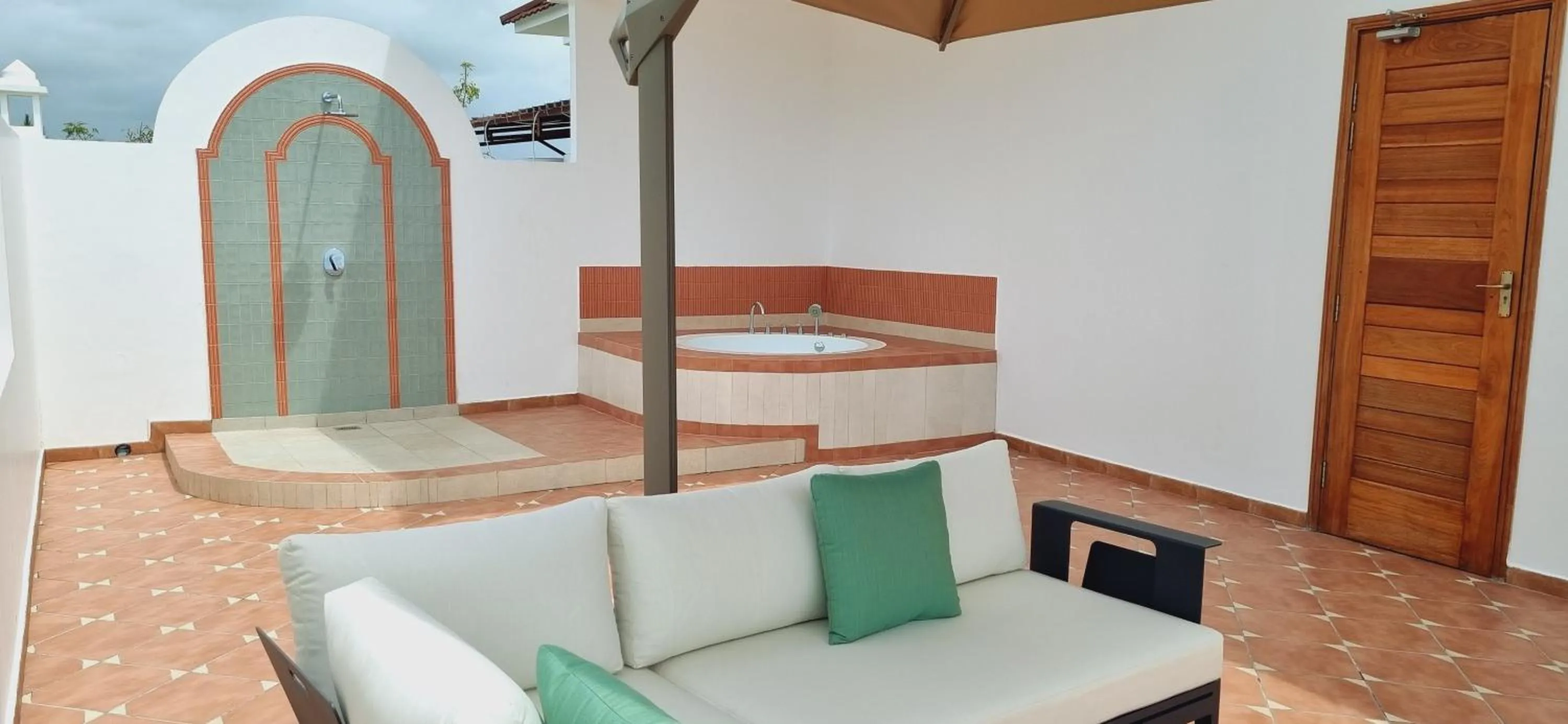 Shower in Shukran Palace