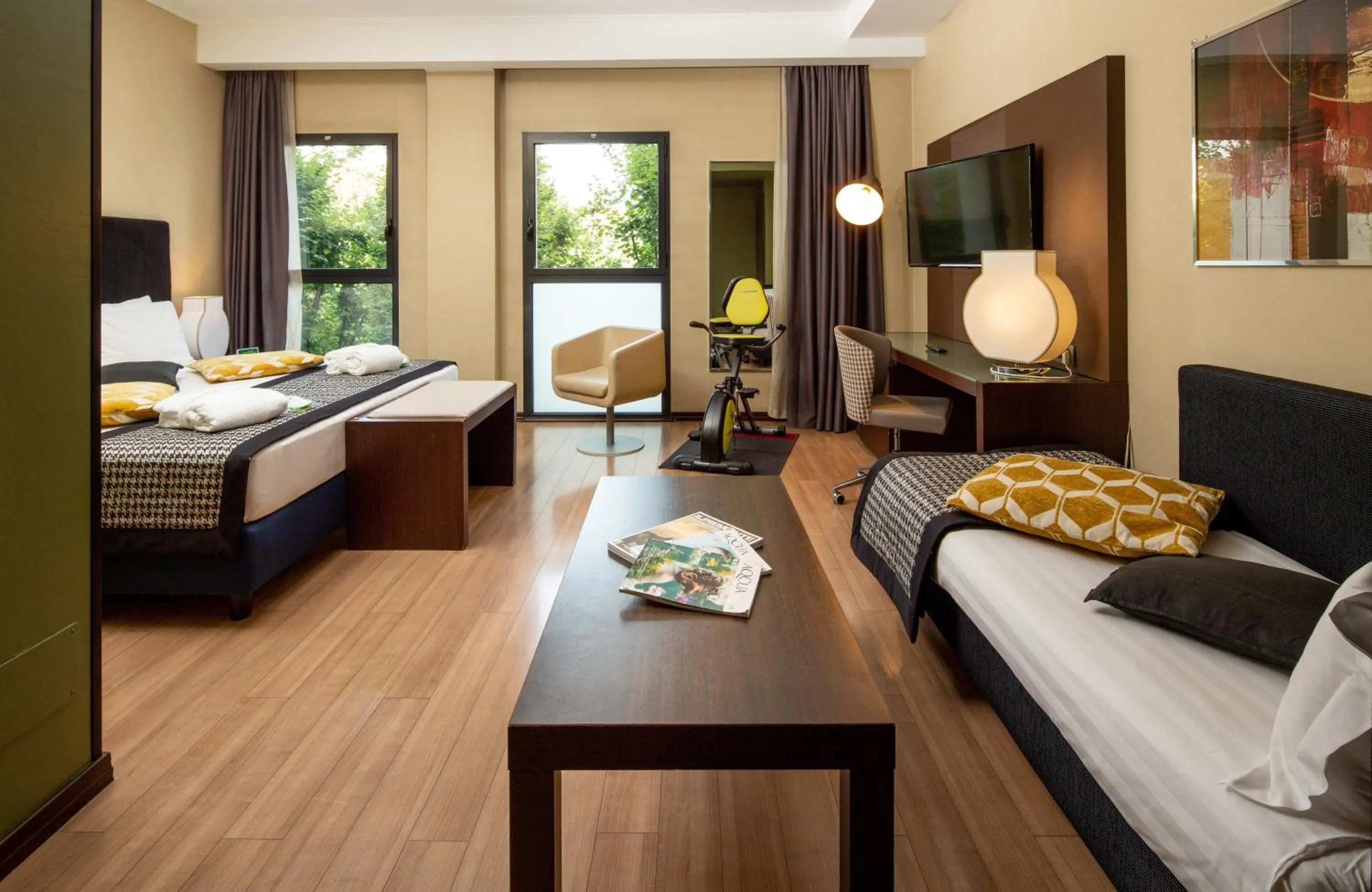 Photo of the whole room, Bed in Holiday Inn Turin Corso Francia by IHG