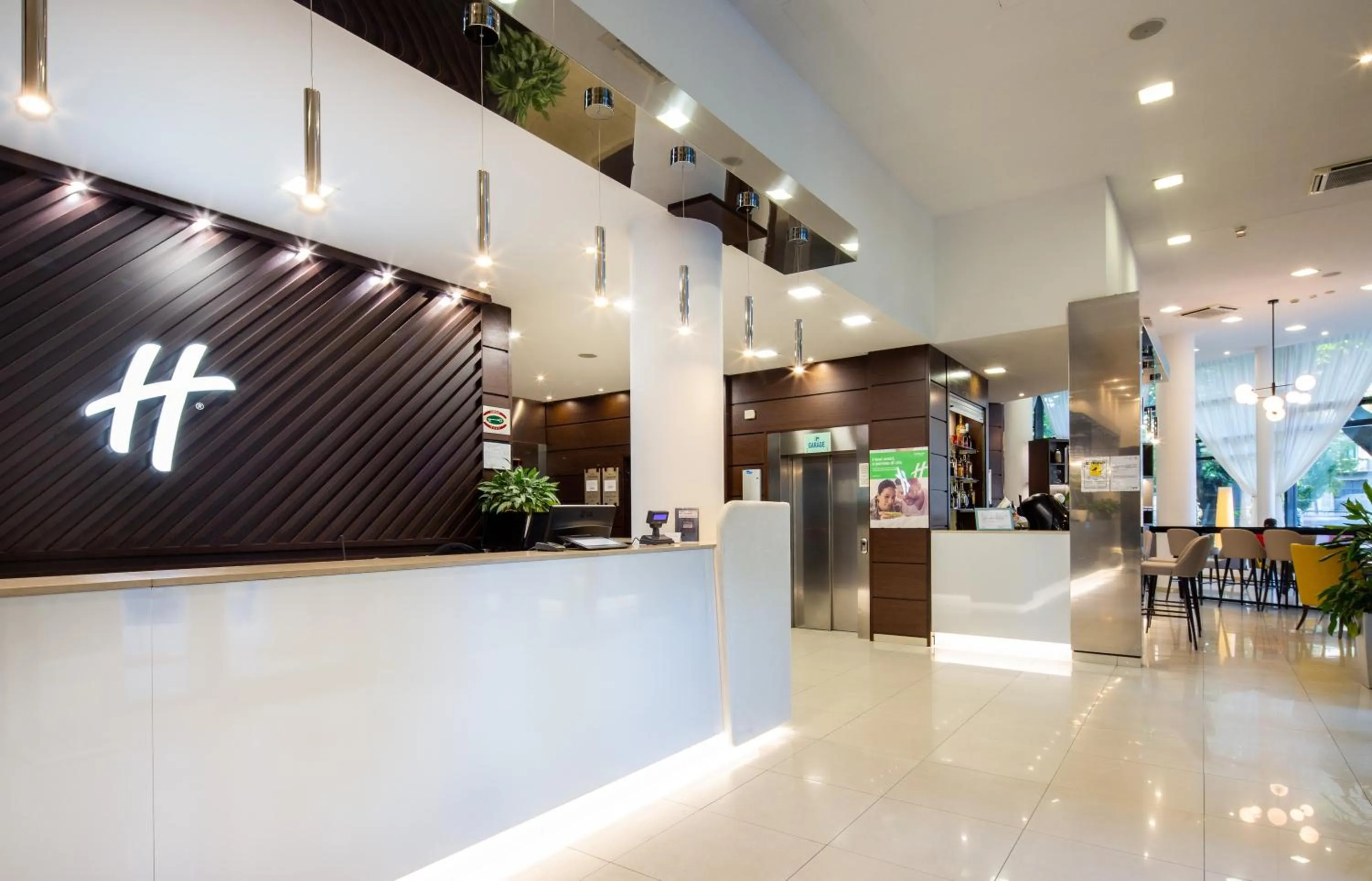 Lobby or reception in Holiday Inn Turin Corso Francia by IHG