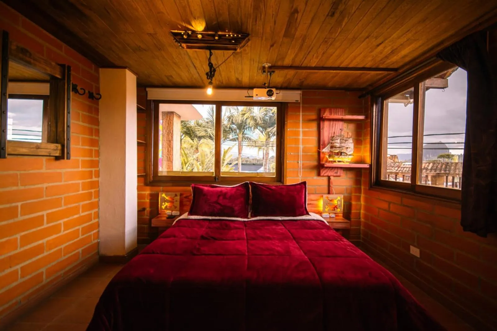 Bed in Hotel Spa Bliss Guatape