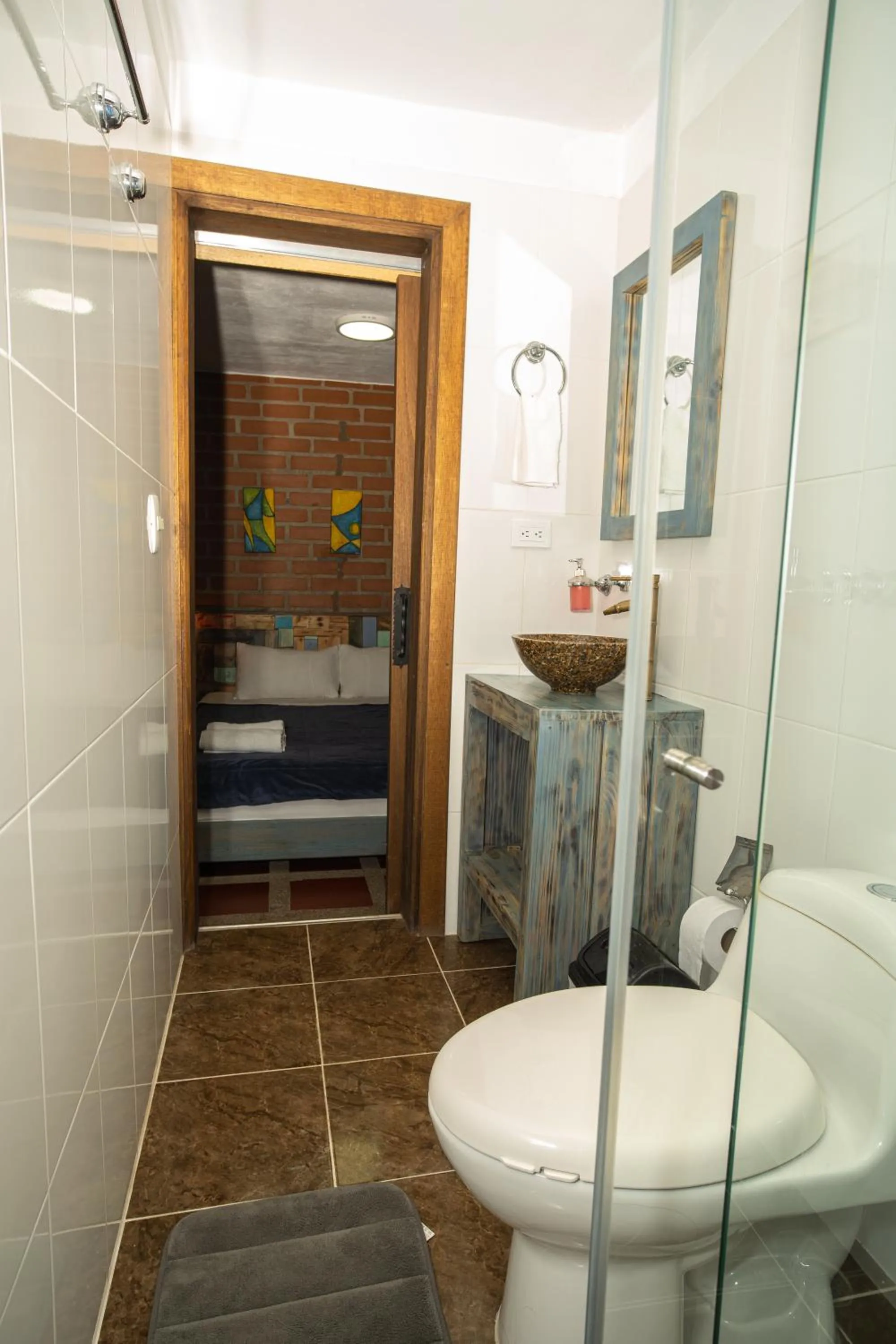 Toilet in Hotel Spa Bliss Guatape