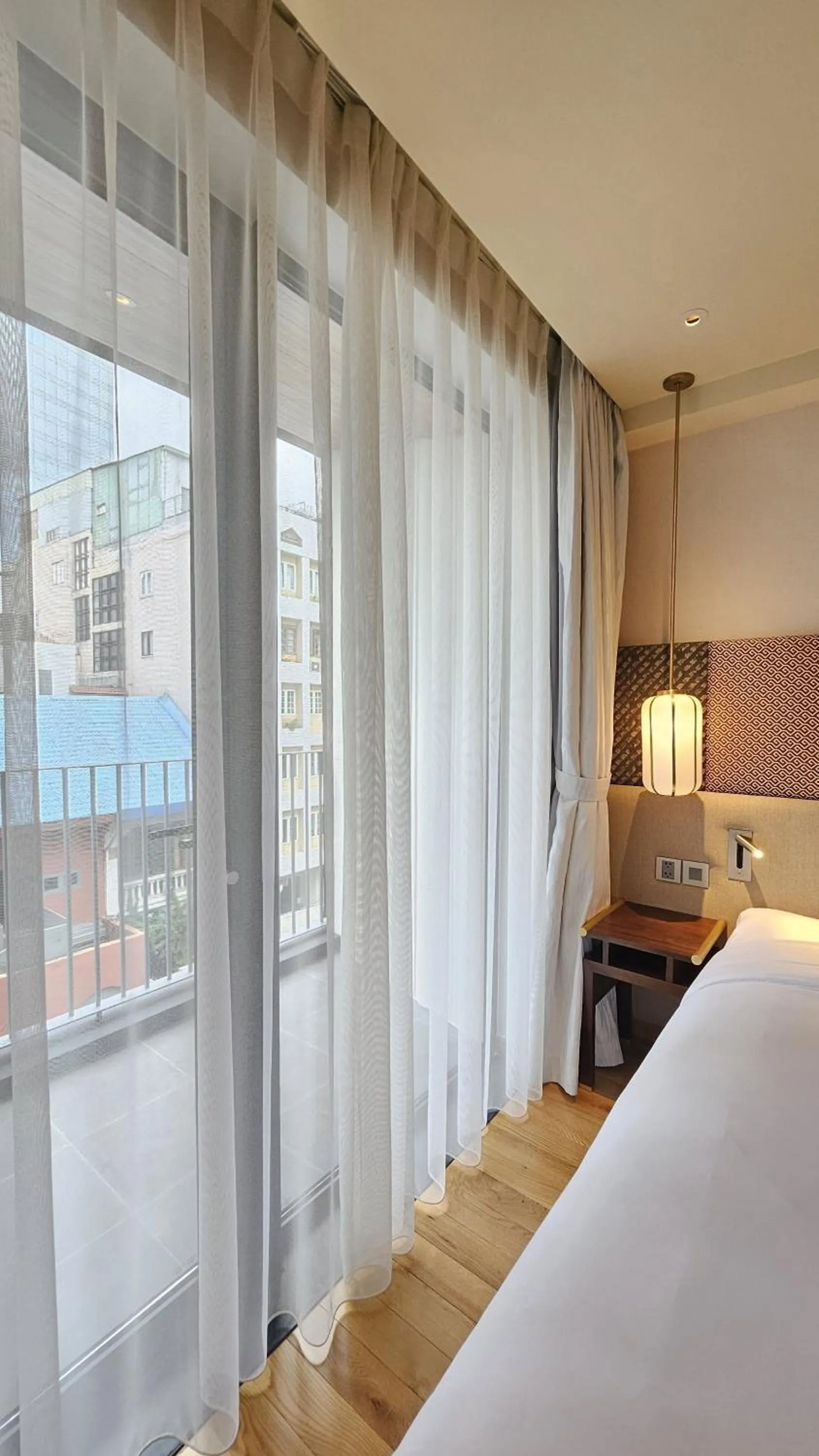 Balcony/Terrace, Bed in Suzu Saigon - A Boutique Hotel