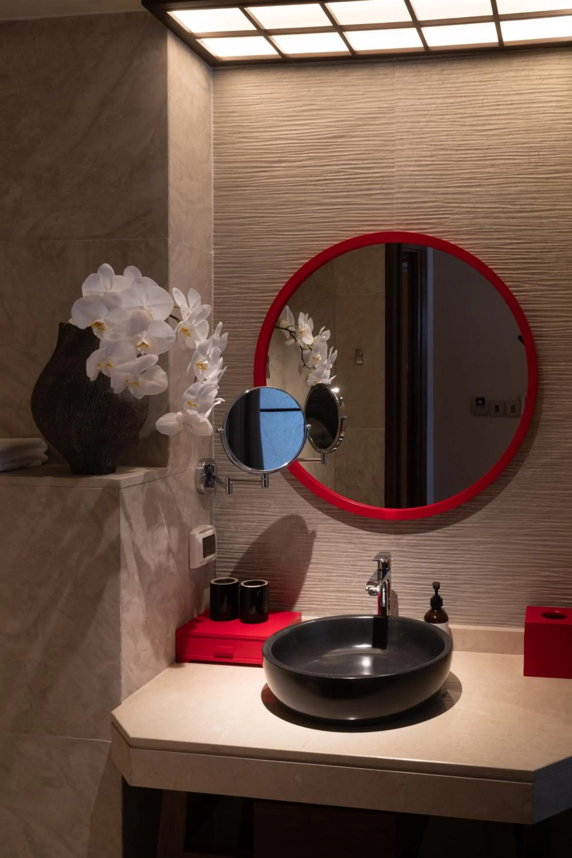 Bathroom in Suzu Saigon - A Boutique Hotel