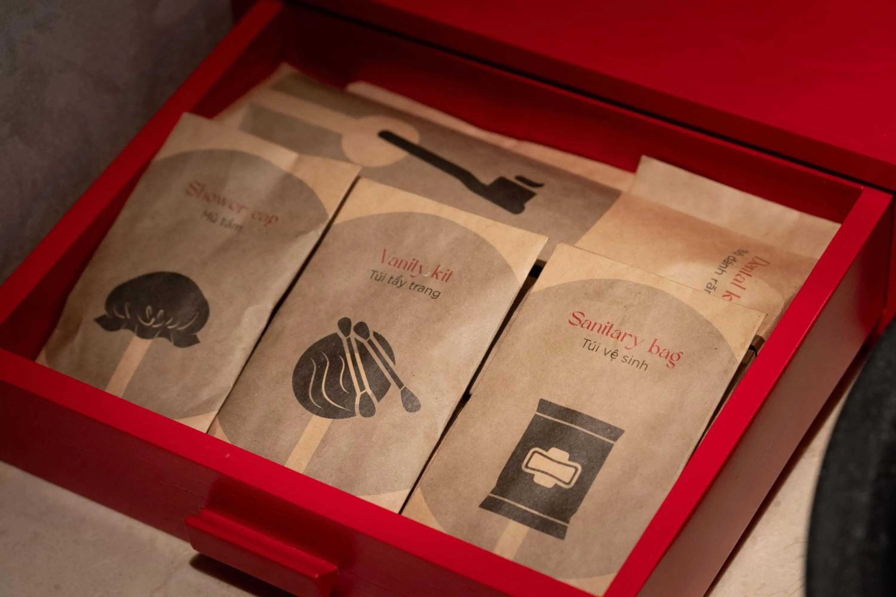 Toilet in Suzu Saigon - A Boutique Hotel