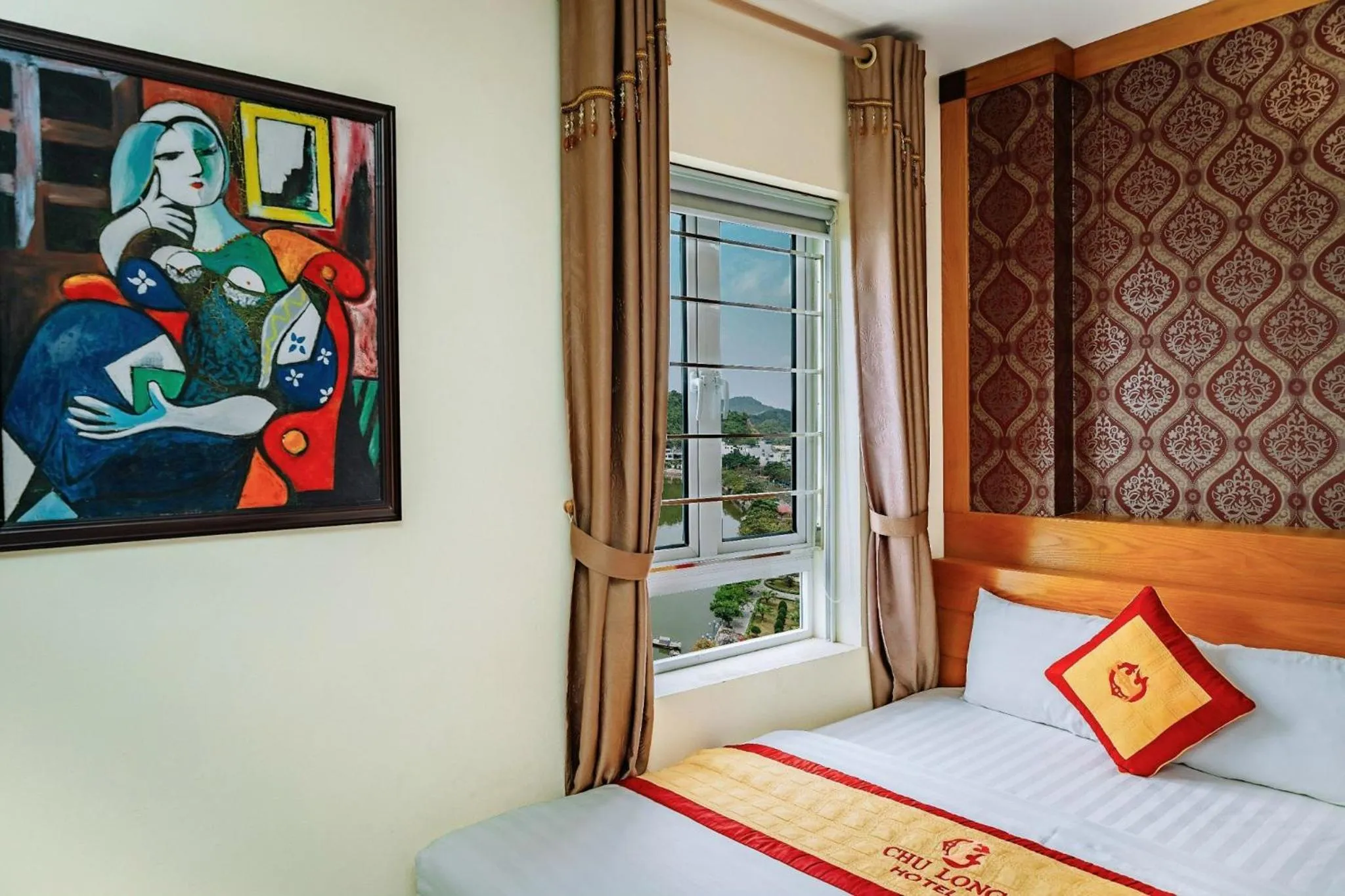 Bed in Chu Long Hotel & Spa