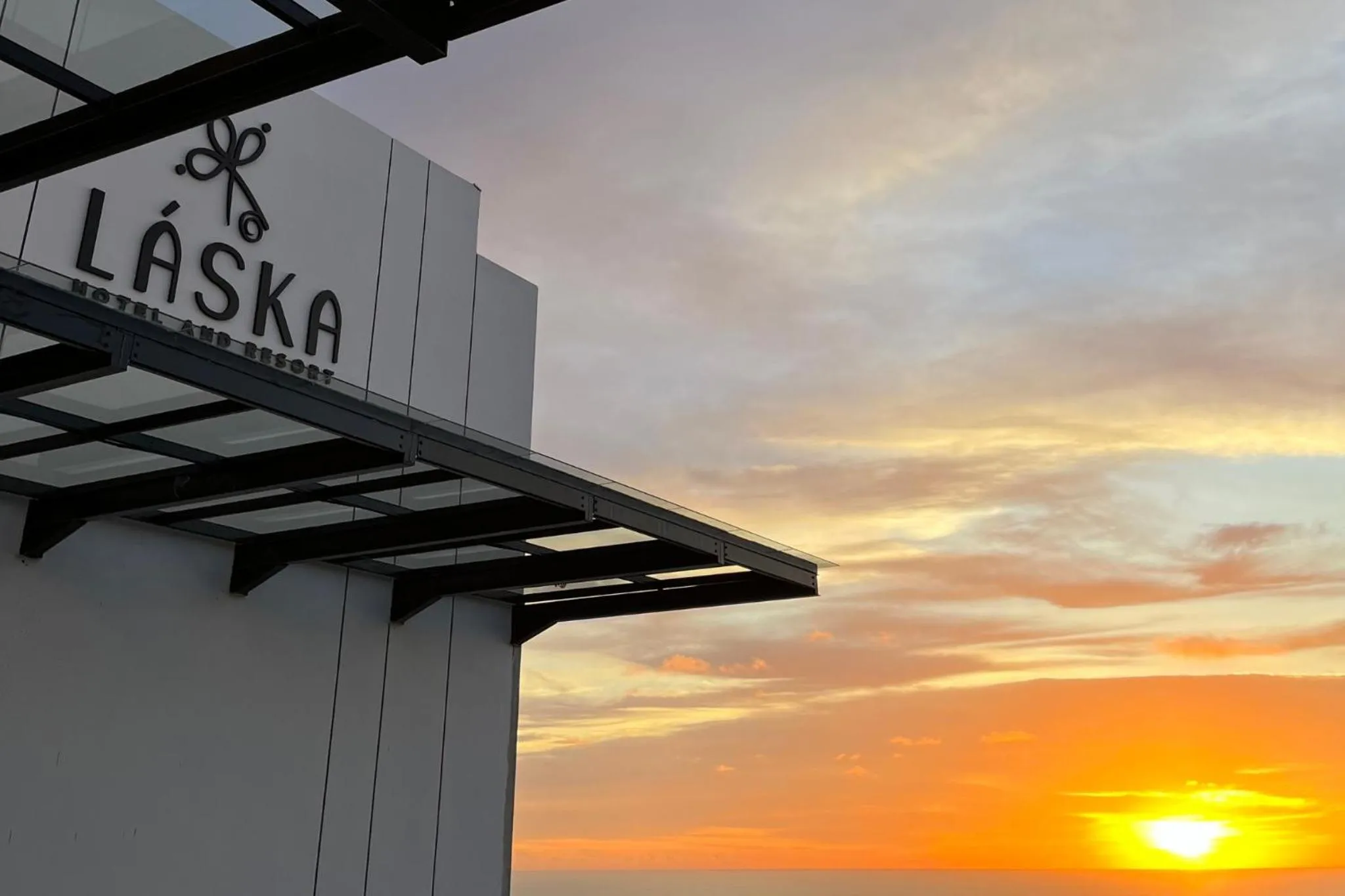 Sunset in Laska Hotel & Resort Ciletuh