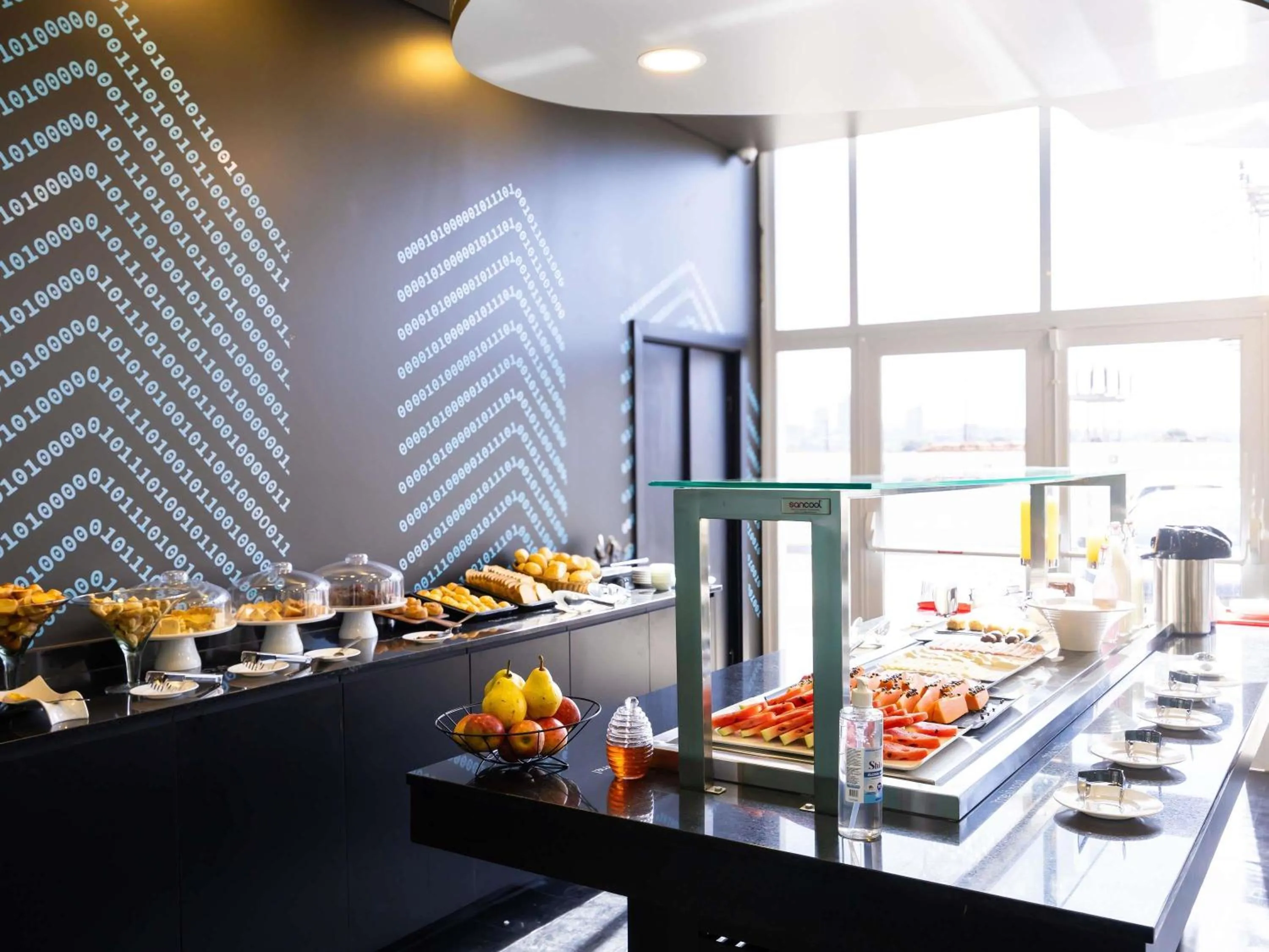 Restaurant/places to eat in Ibis Styles Barretos