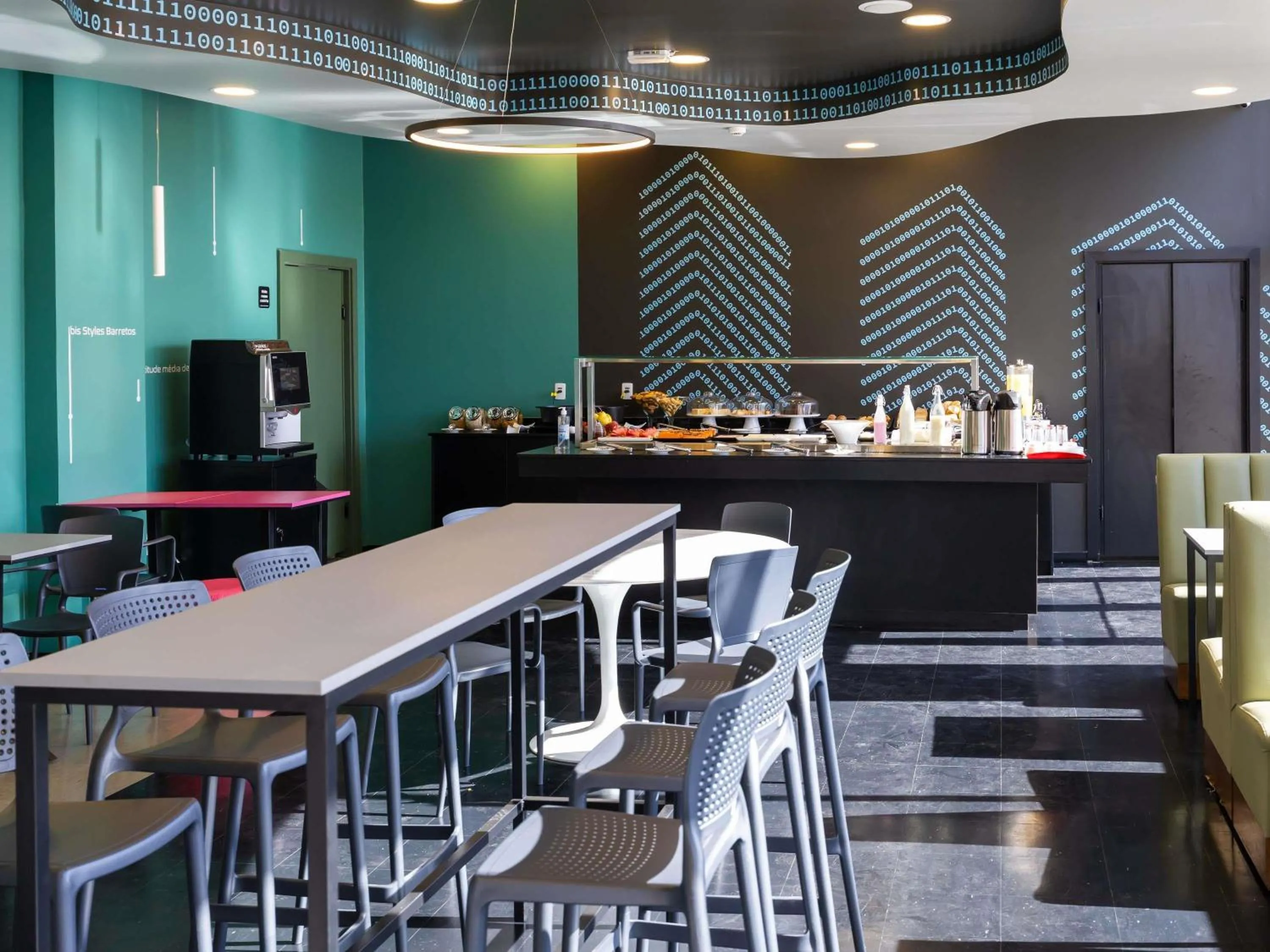 Restaurant/places to eat in Ibis Styles Barretos