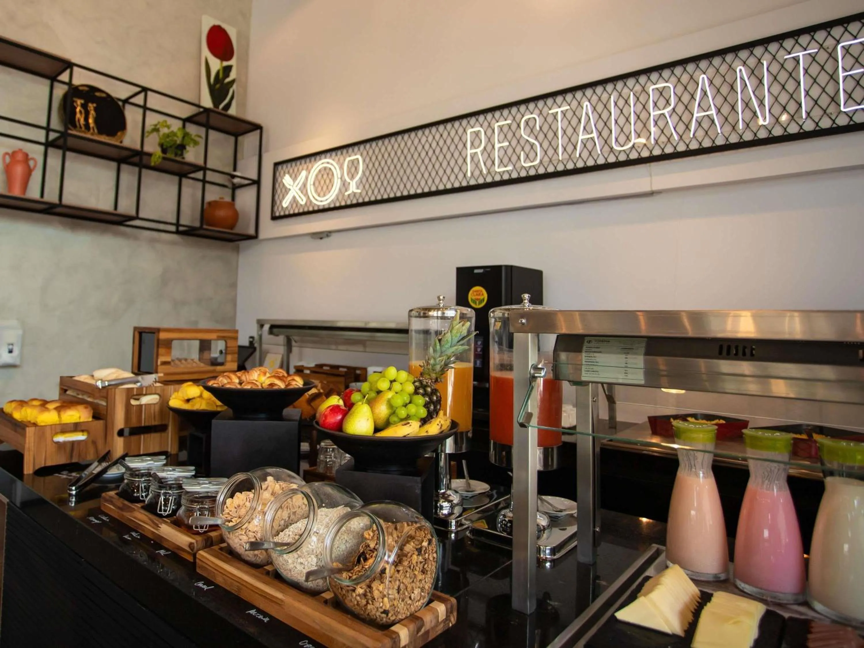 Restaurant/places to eat in Ibis Serra Talhada