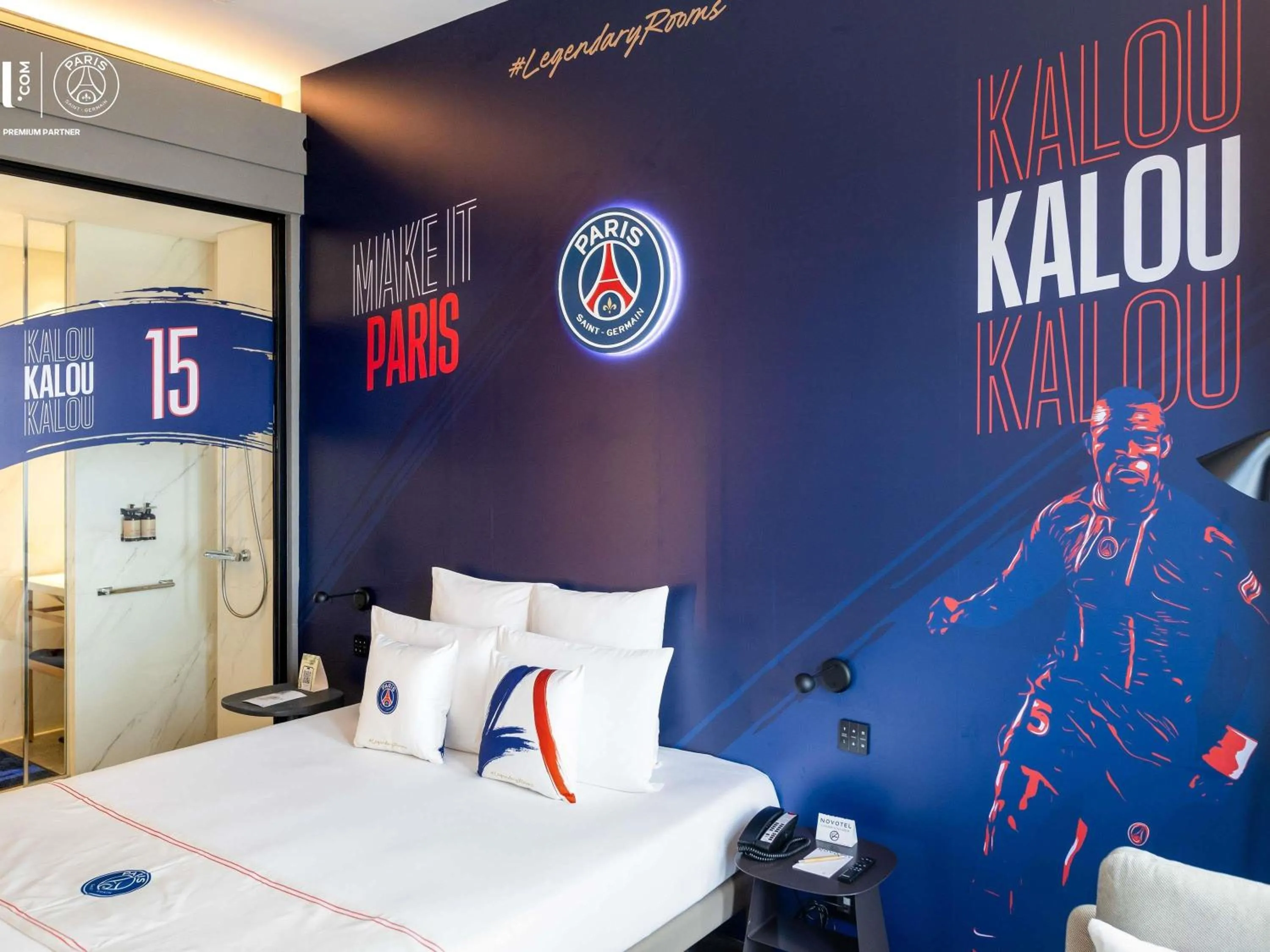 Bedroom, Bed in Novotel Abidjan Marcory