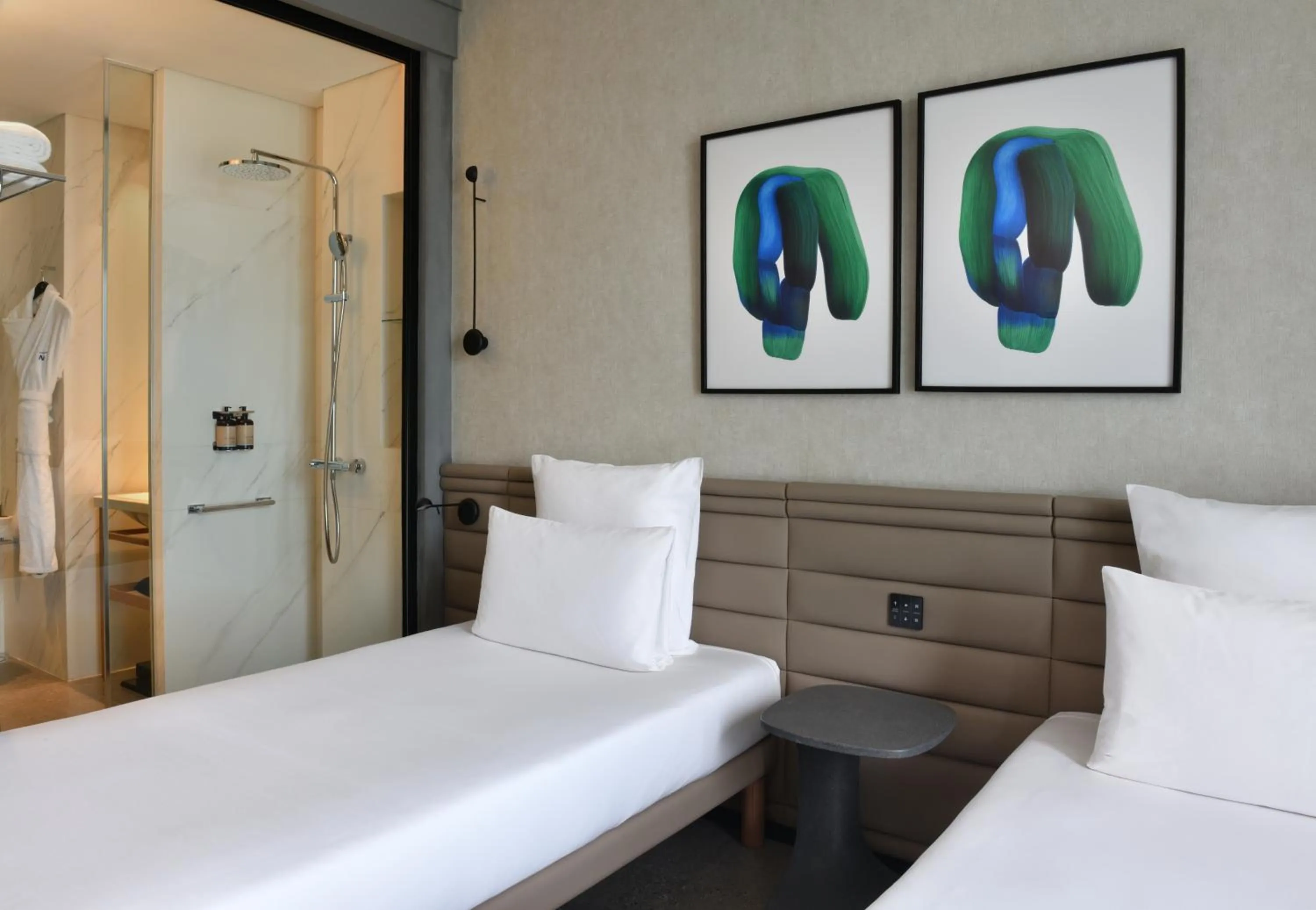 Bed in Novotel Abidjan Marcory