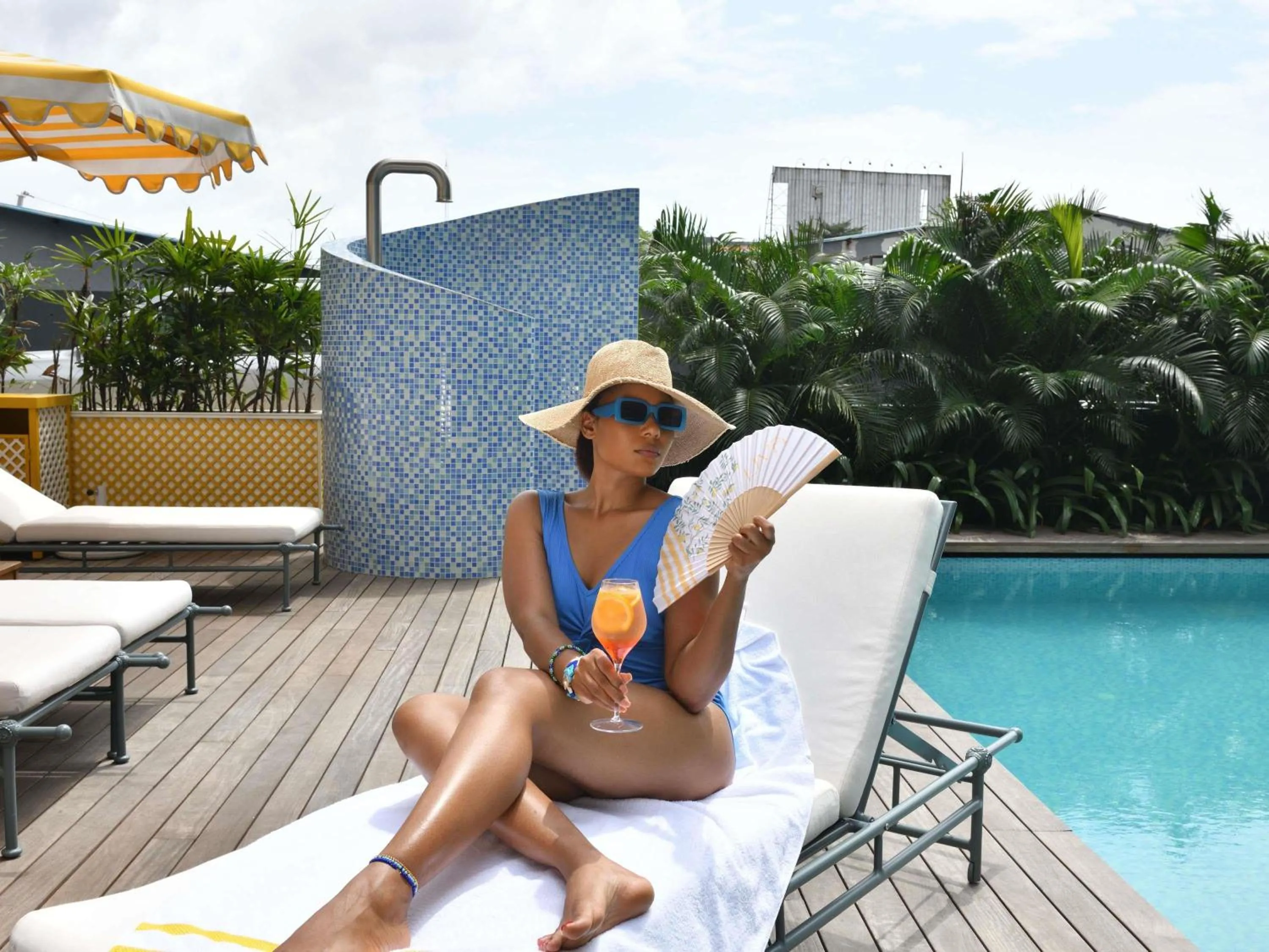 Lounge or bar in Novotel Abidjan Marcory