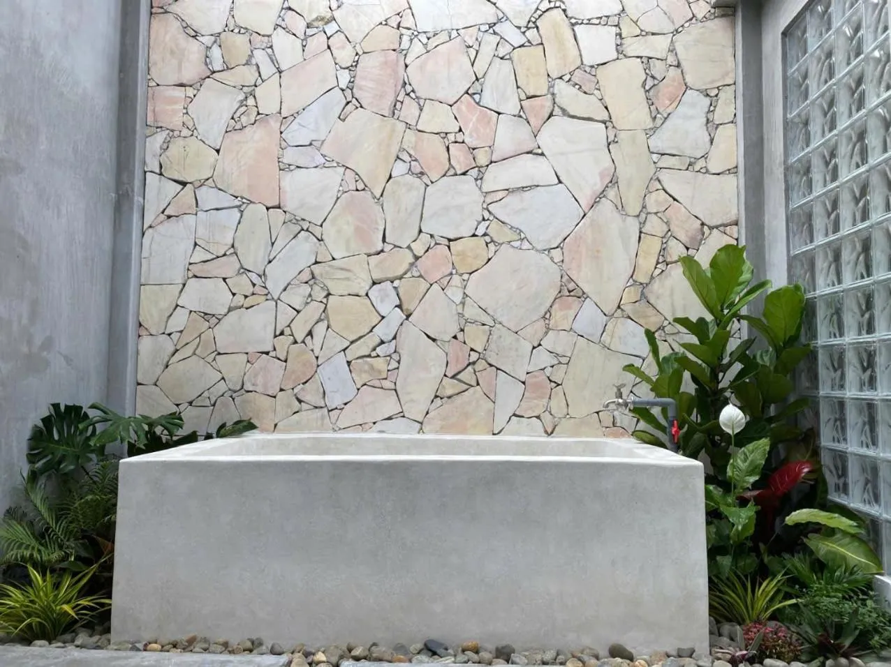 Emerald Beach Homestay