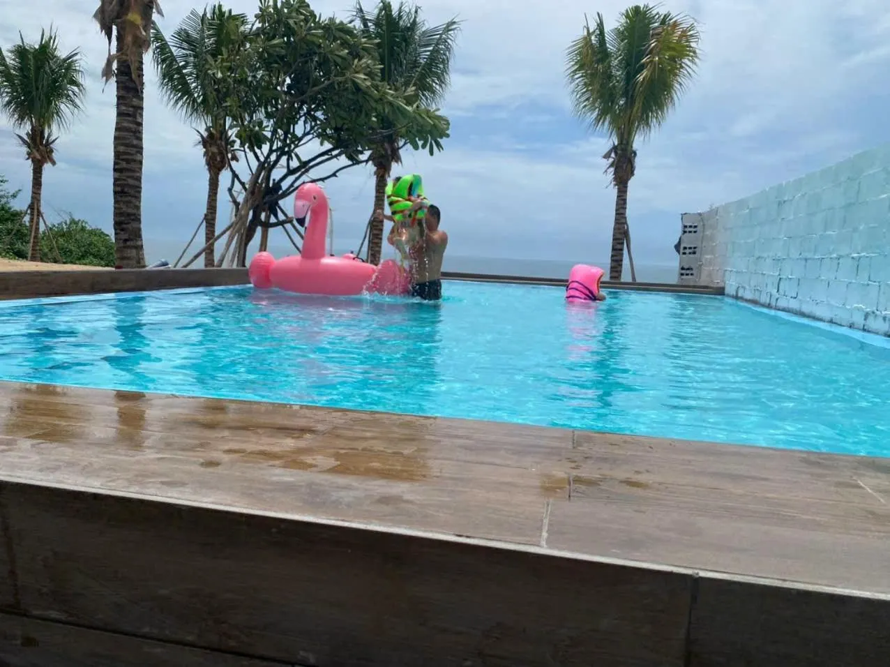 Swimming pool in Emerald Beach Homestay