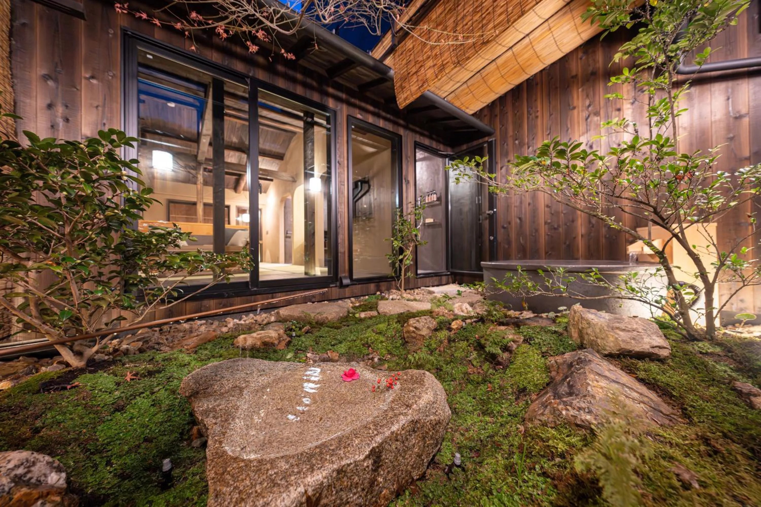 Photo of the whole room in Nazuna Kyoto Higashi Honganji