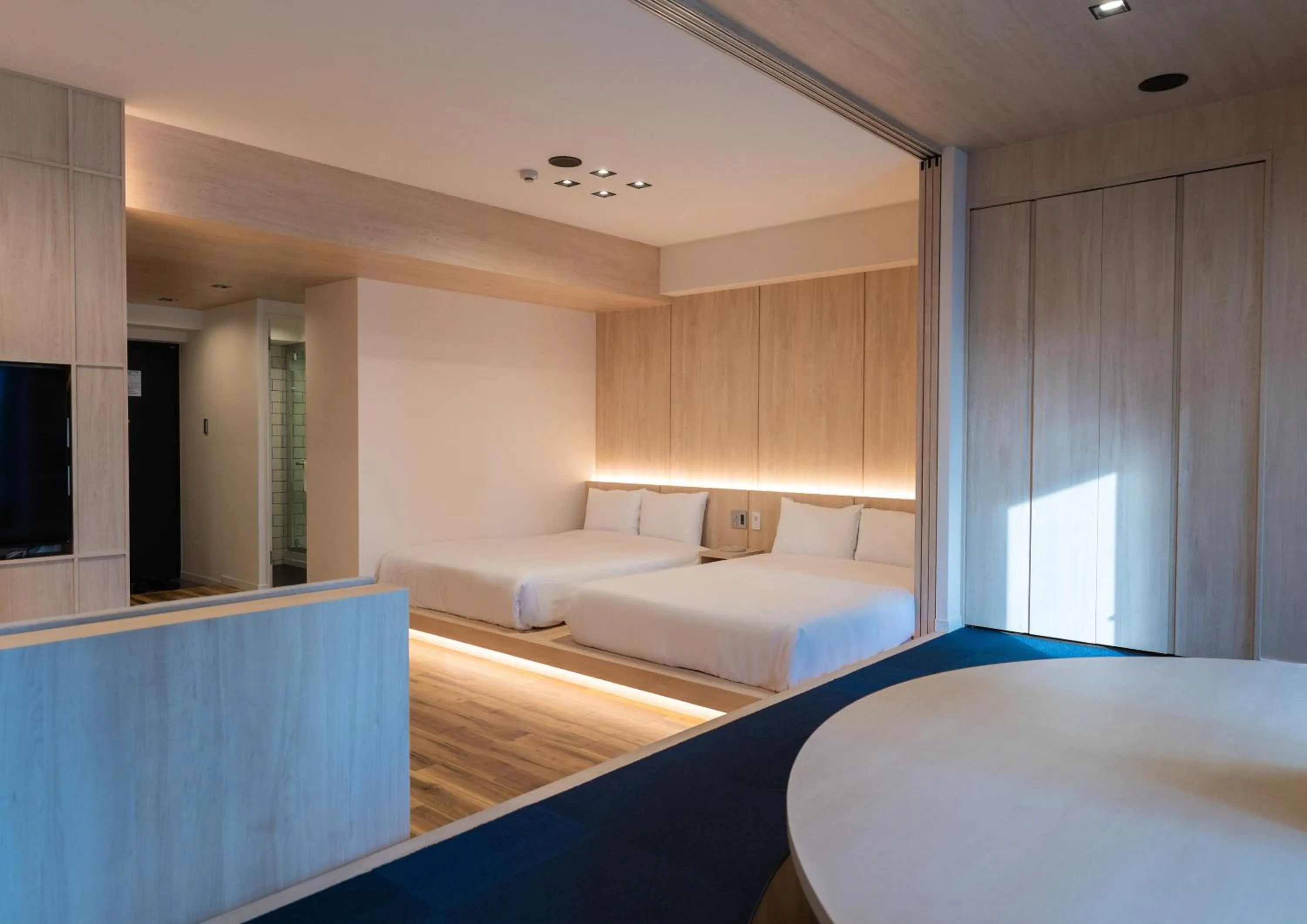 Bedroom, Bed in UH Suite Namba Station