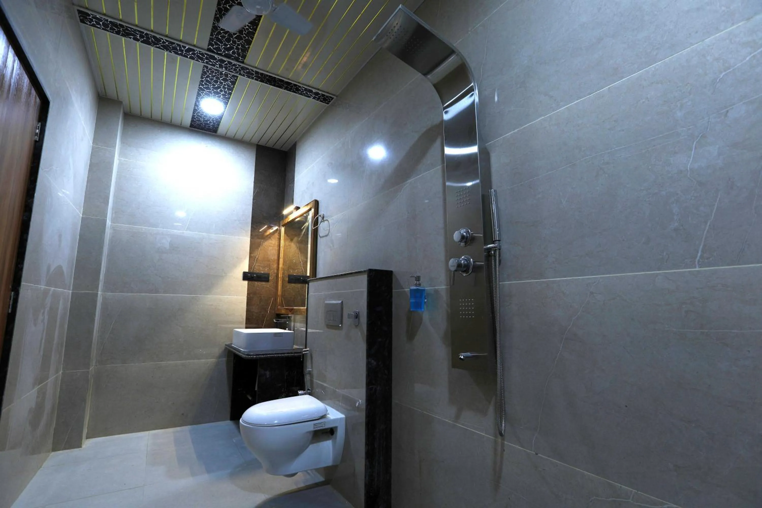 Bathroom in Hotel Golden Signature