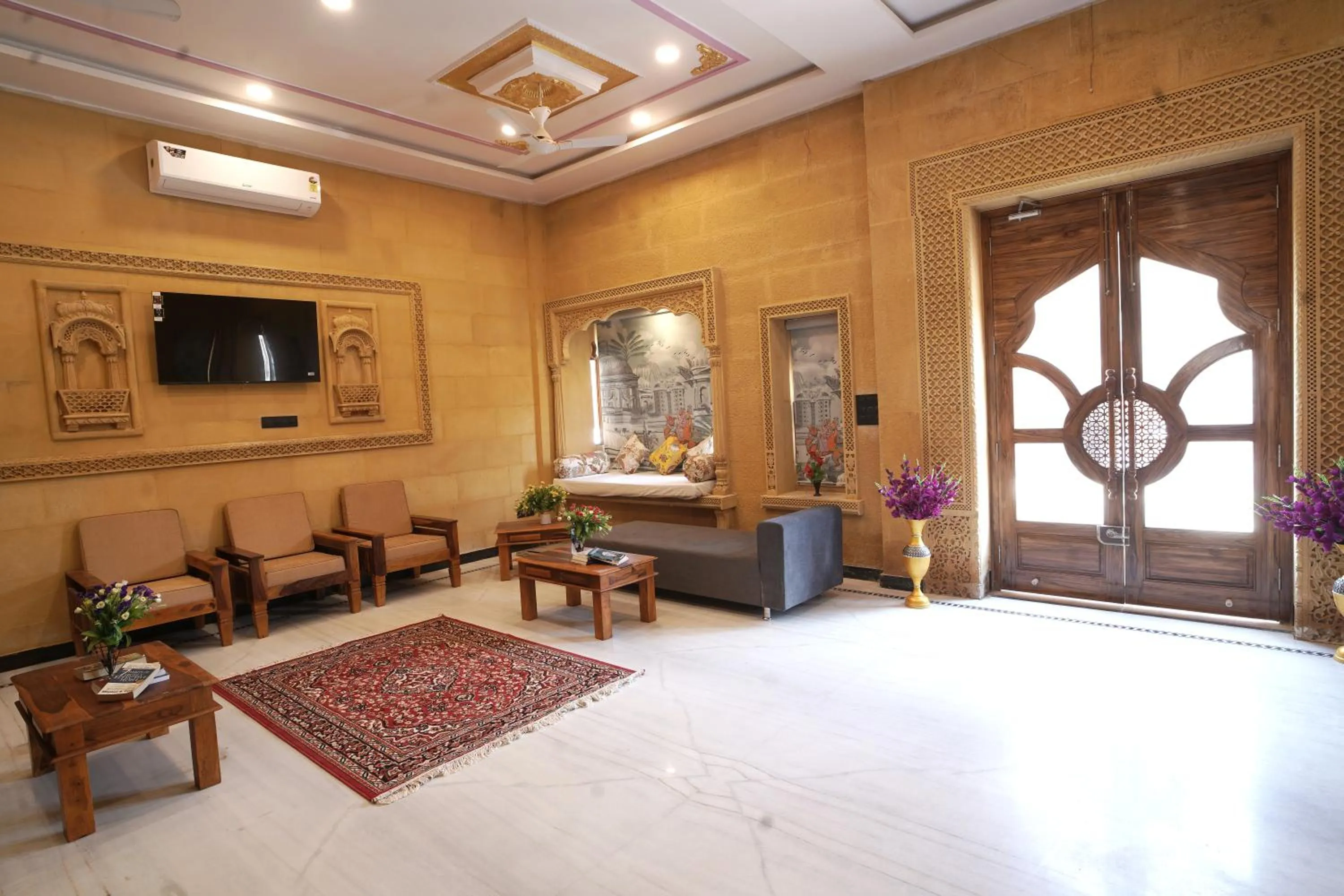 Lobby or reception in Hotel Golden Signature