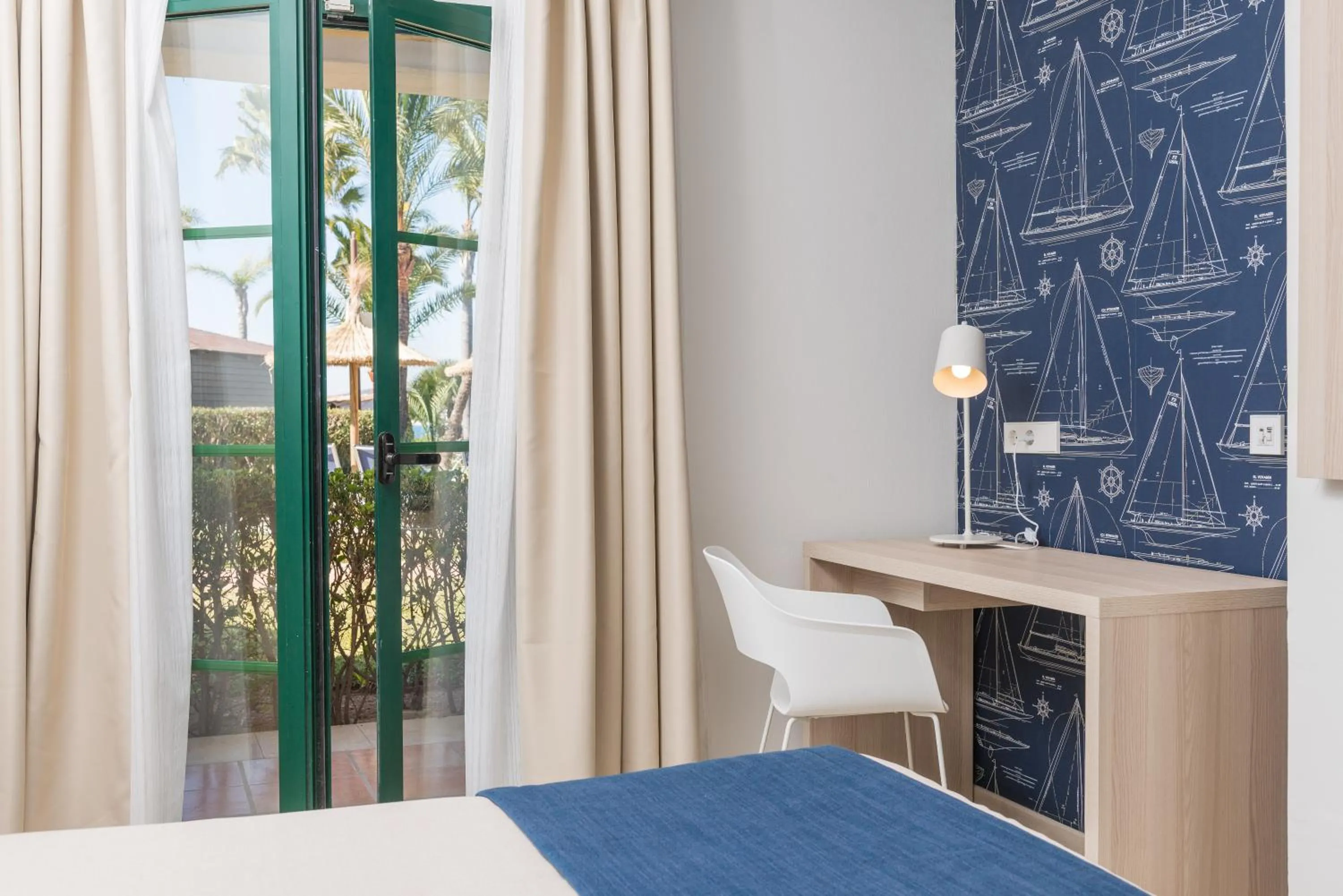 Decorative detail in Botel Alcudiamar - Alojamiento para Navegantes