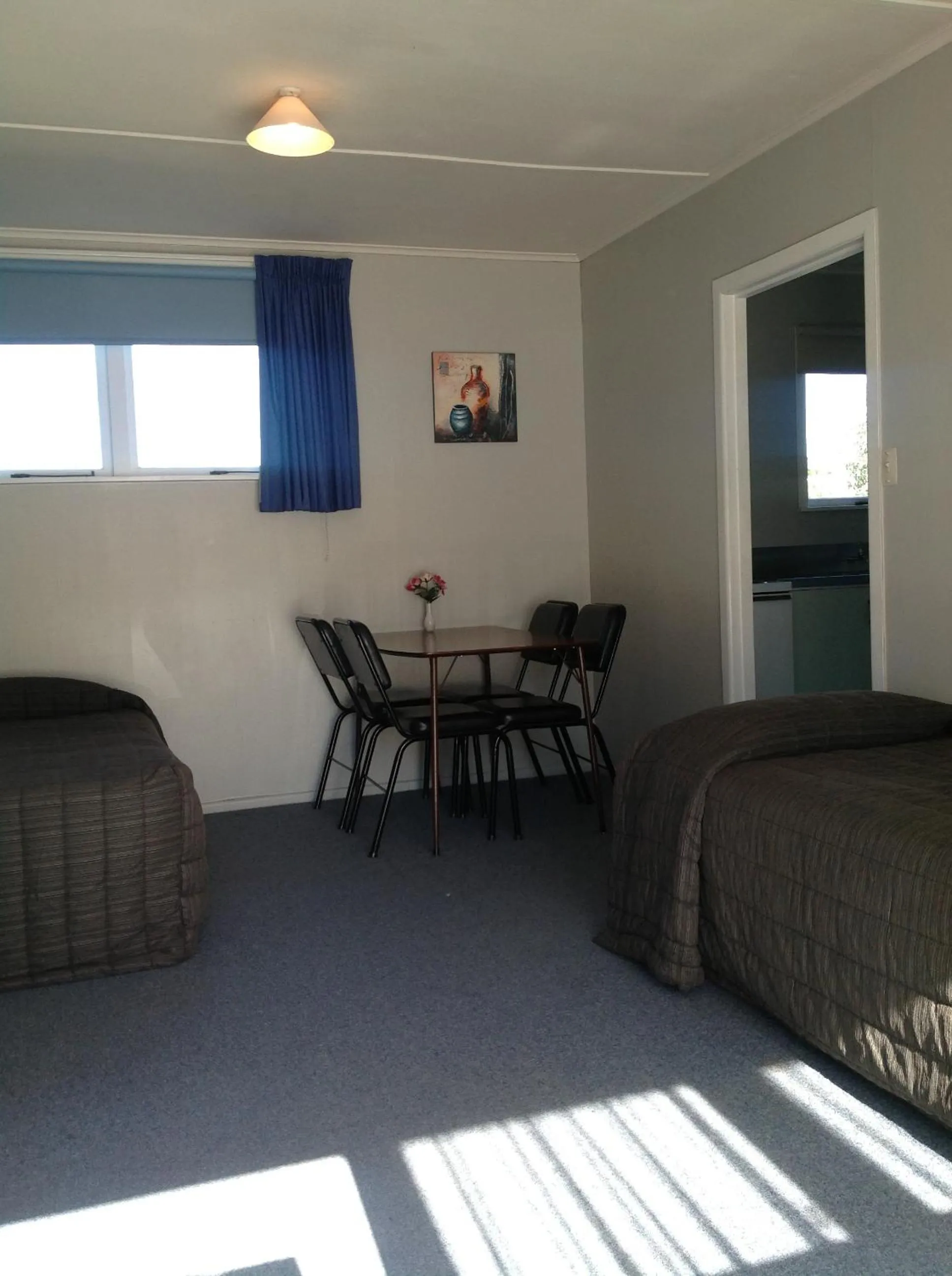 Decorative detail in Camberley Court Motel