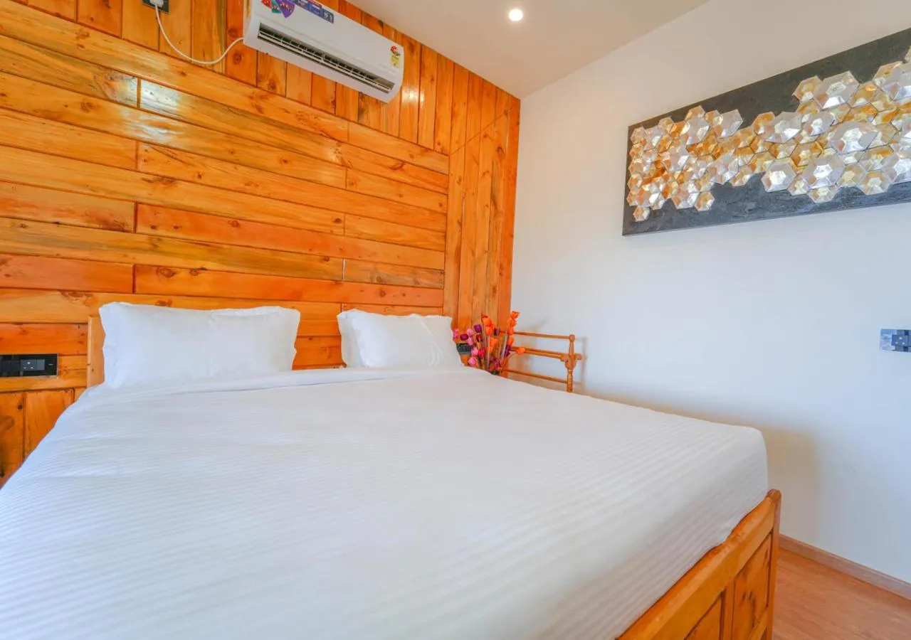 Bed in Silent Retreat Ooty Pool Resort by VOYE HOMES