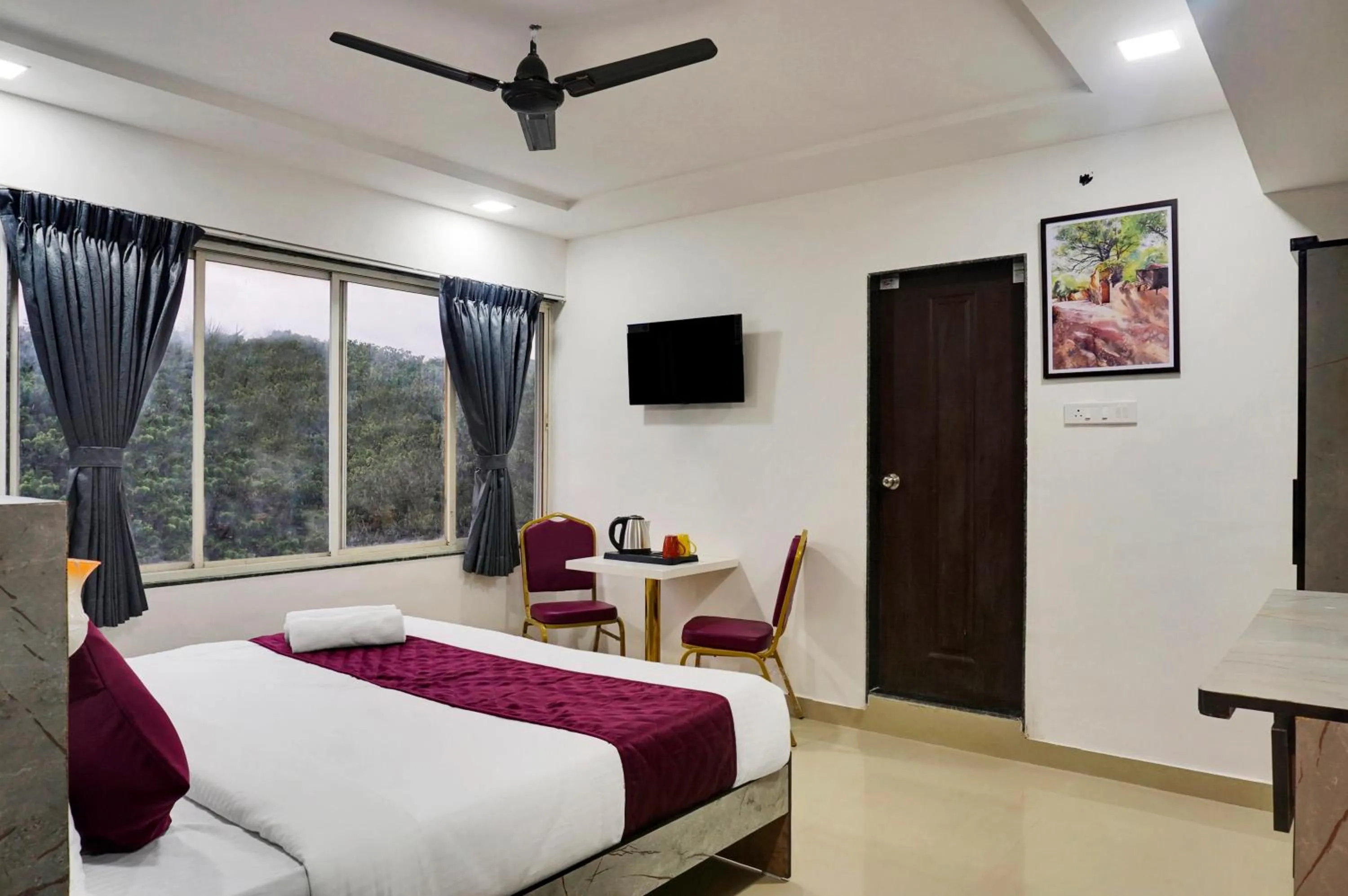 TV and multimedia, Bed in Hotel Orchard Park