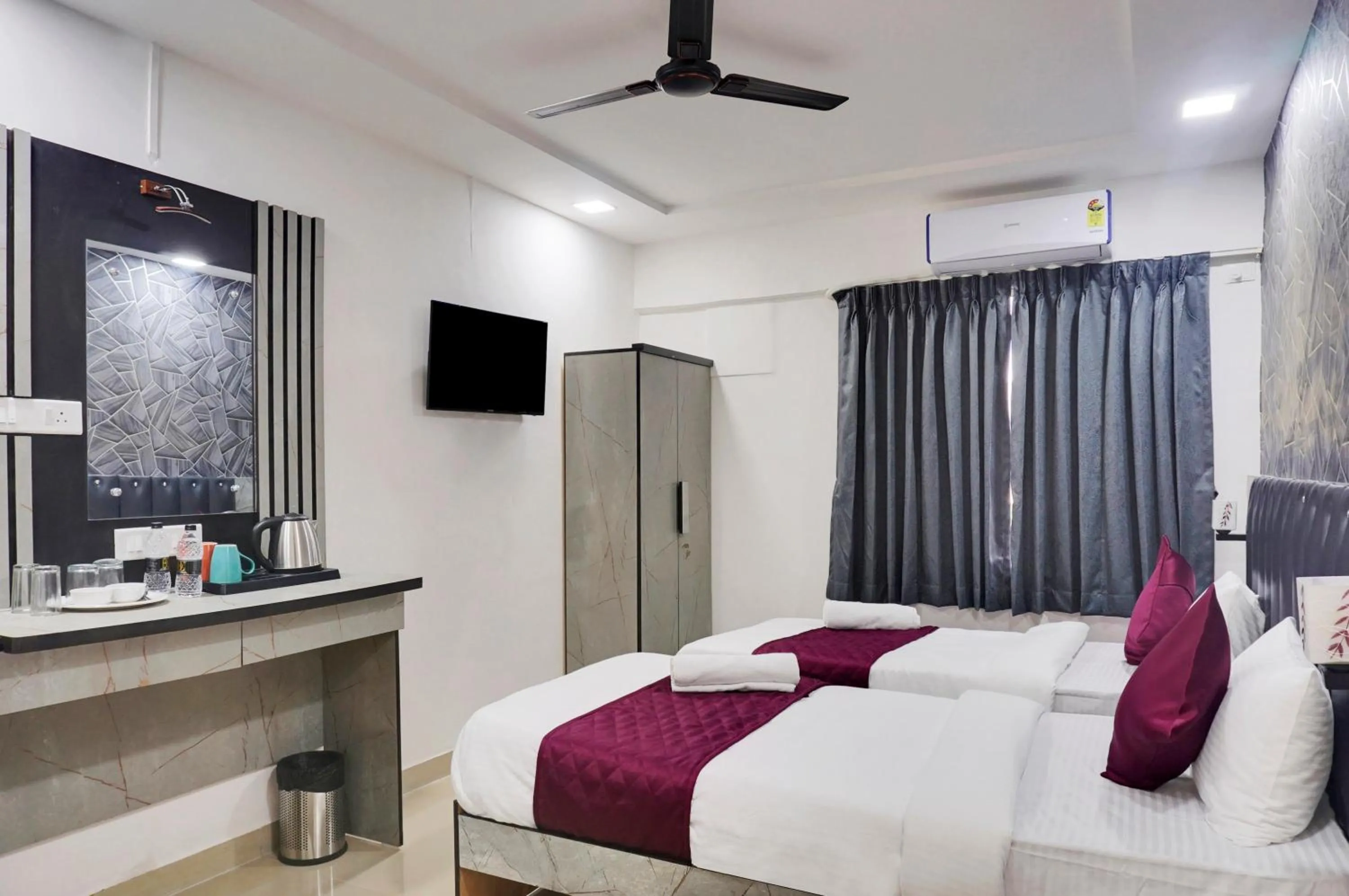 Bed in Hotel Orchard Park