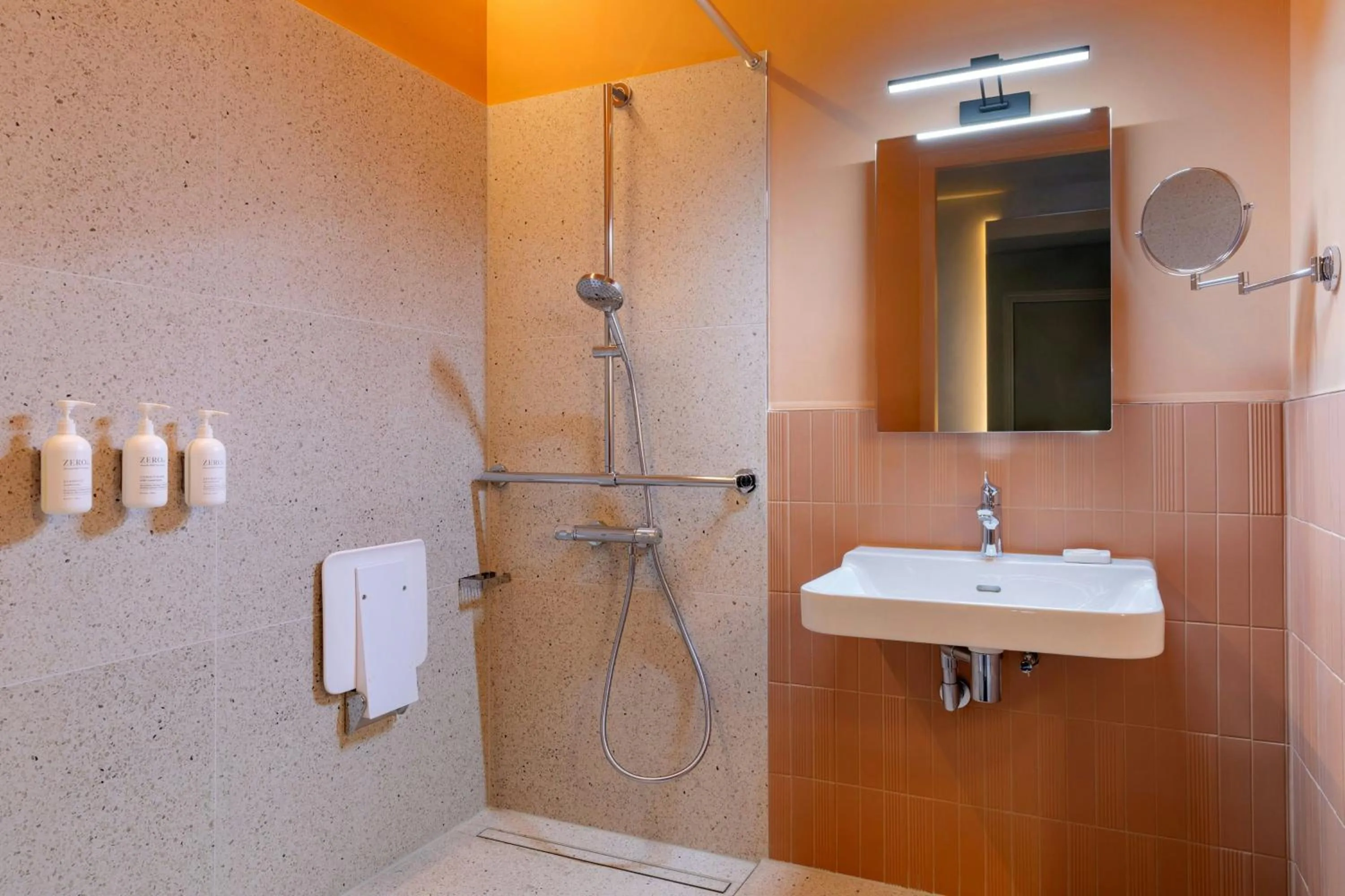 Bathroom in The Rebyl, Nijmegen, a Tribute Portfolio Hotel