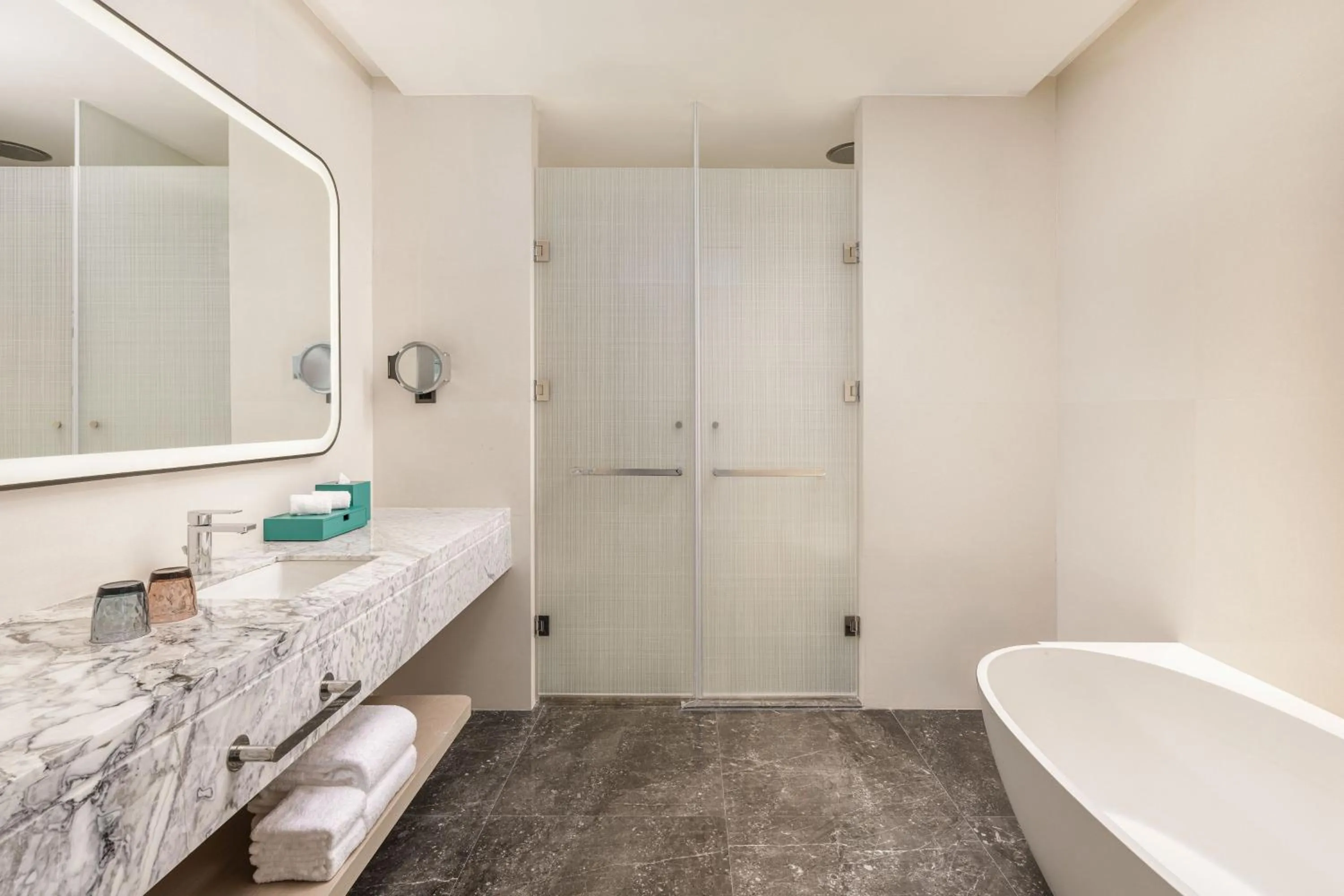 Bathroom in Lishui Marriott Hotel