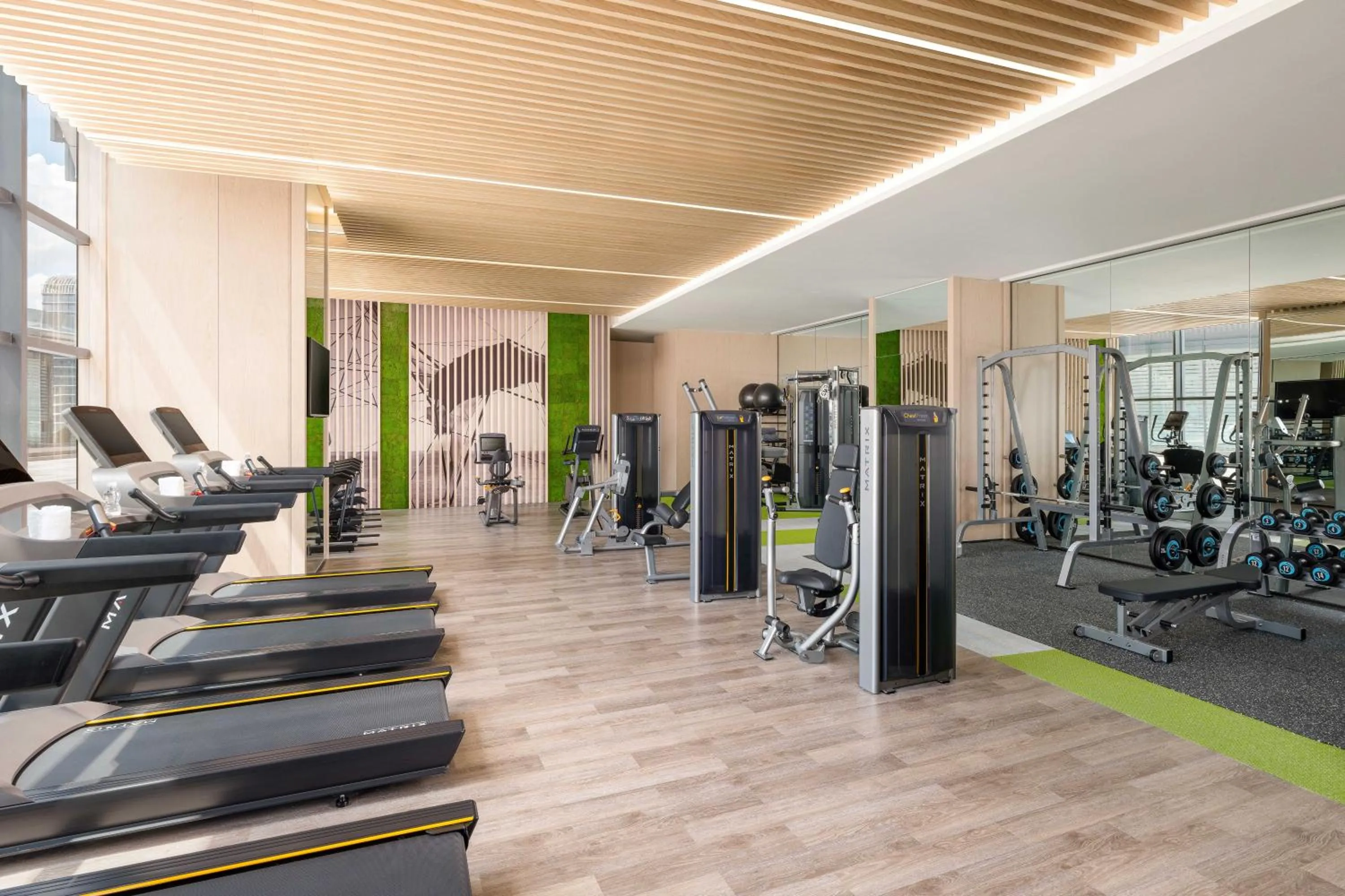 Fitness centre/facilities in Lishui Marriott Hotel