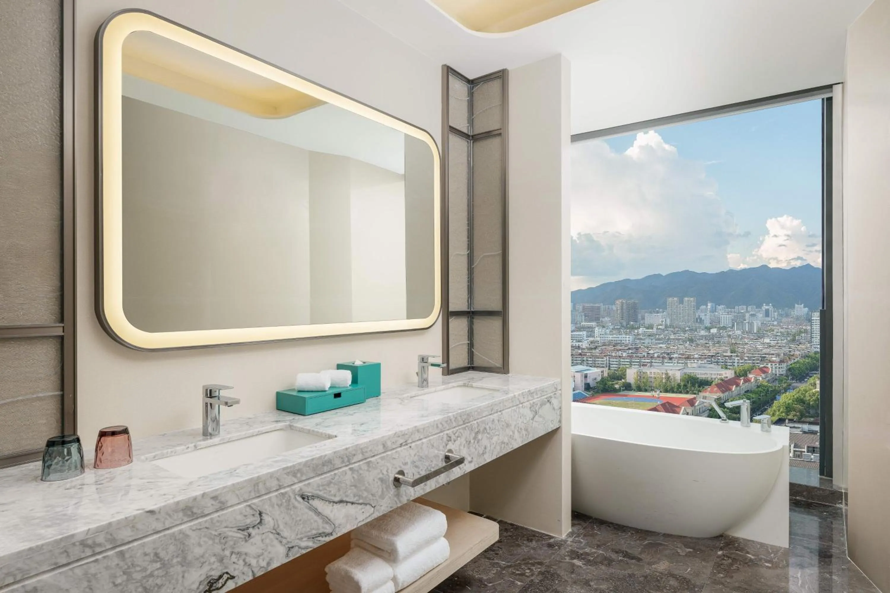 Bathroom in Lishui Marriott Hotel