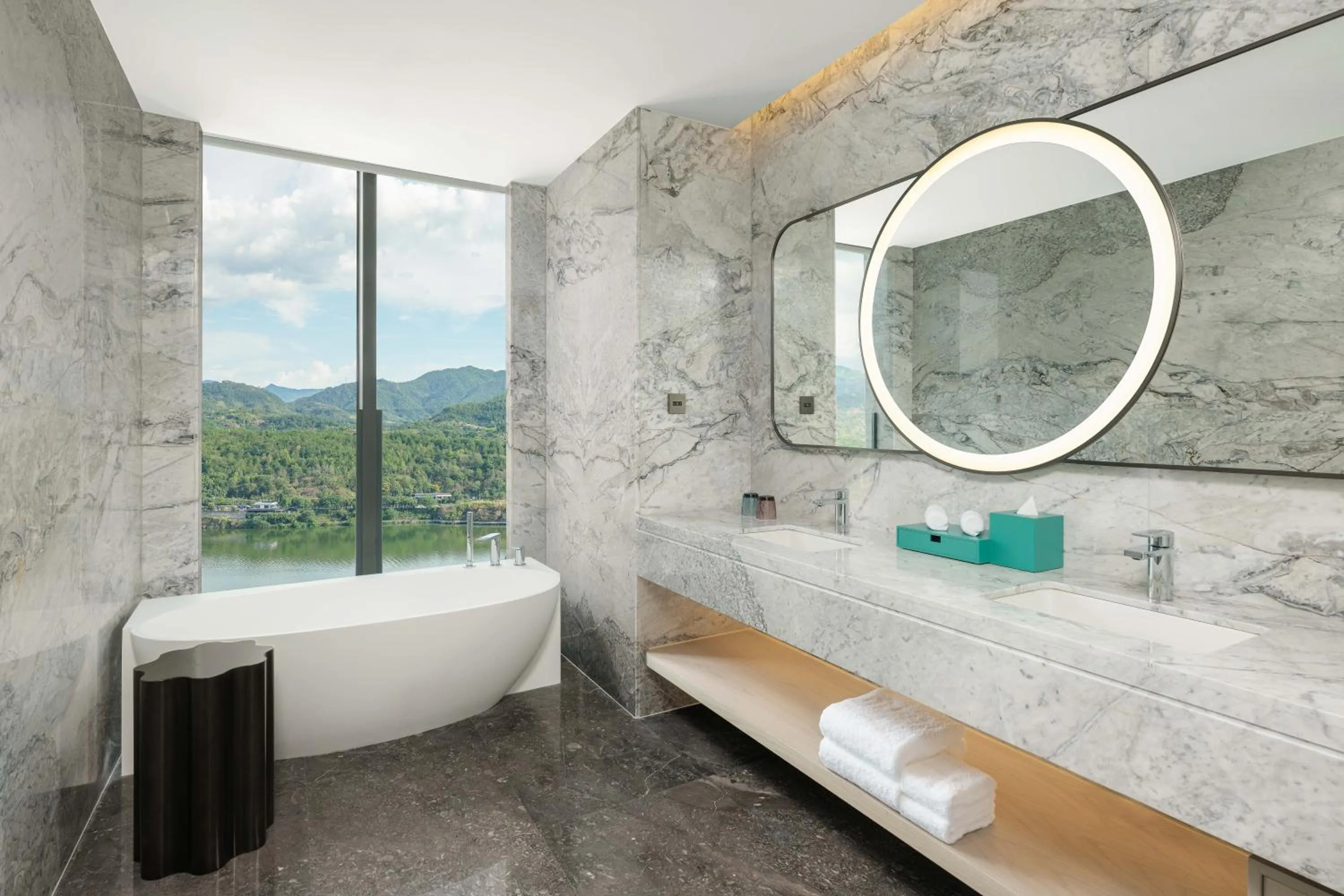 Toilet in Lishui Marriott Hotel