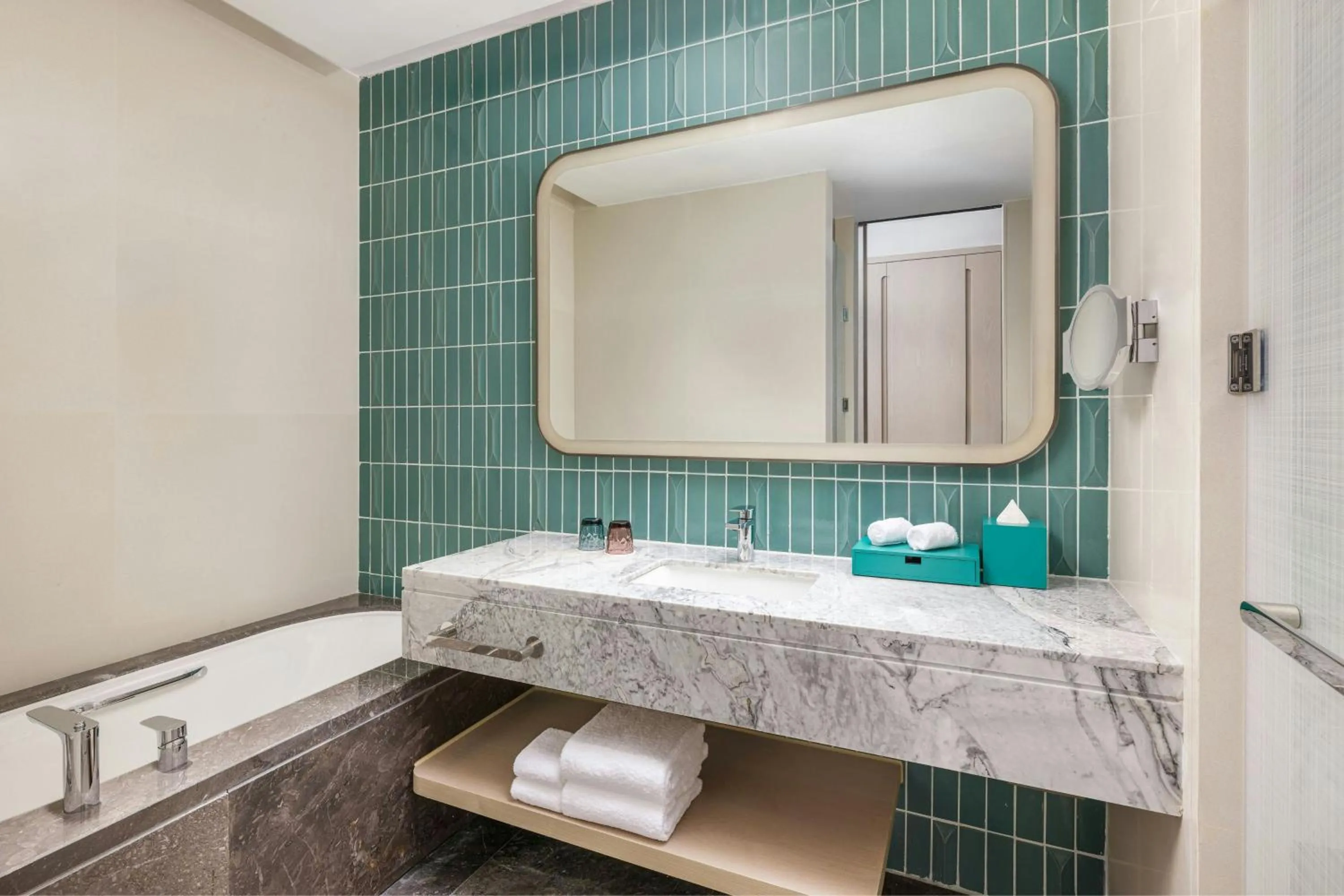 Bathroom in Lishui Marriott Hotel