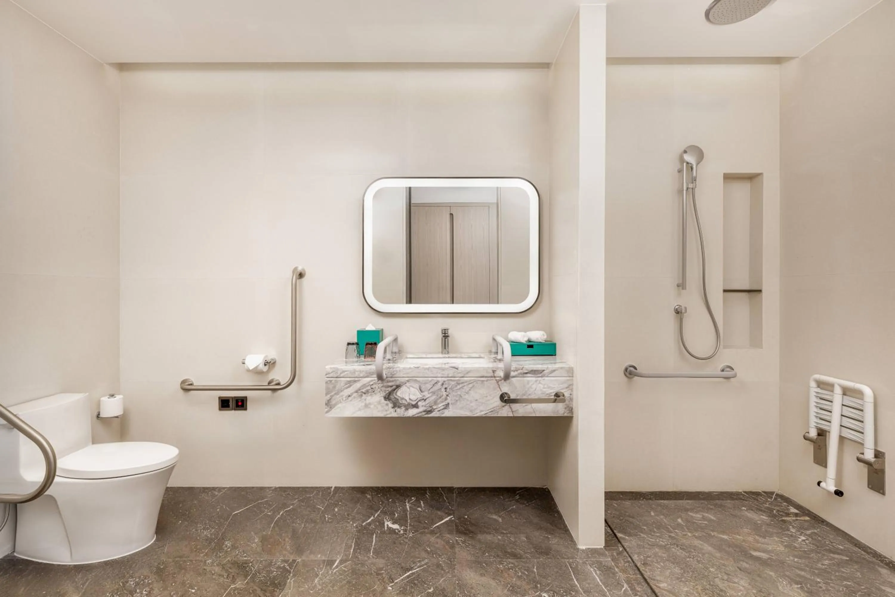 Facility for disabled guests in Lishui Marriott Hotel