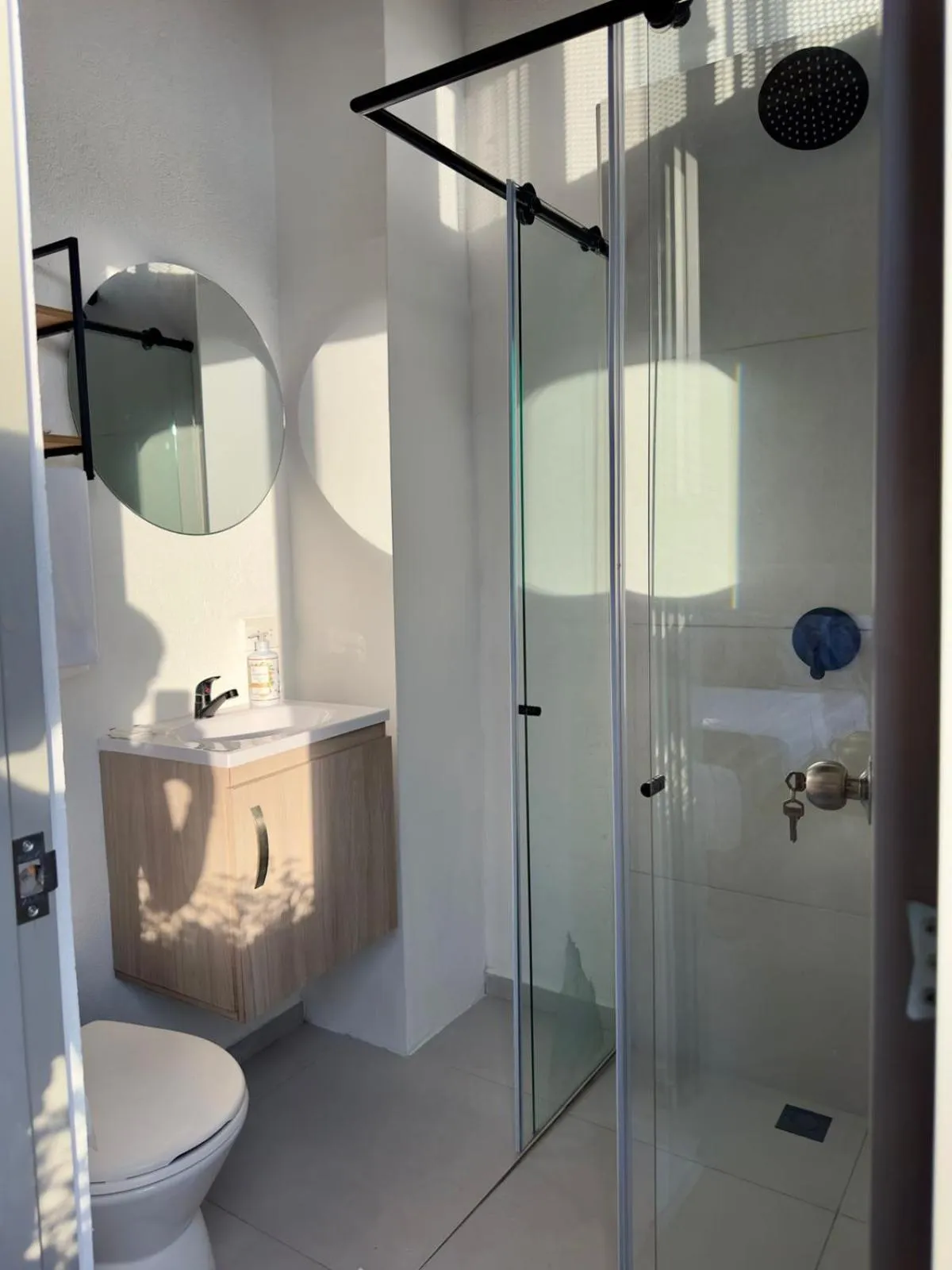 Shower in Hotel Med Llanogrande