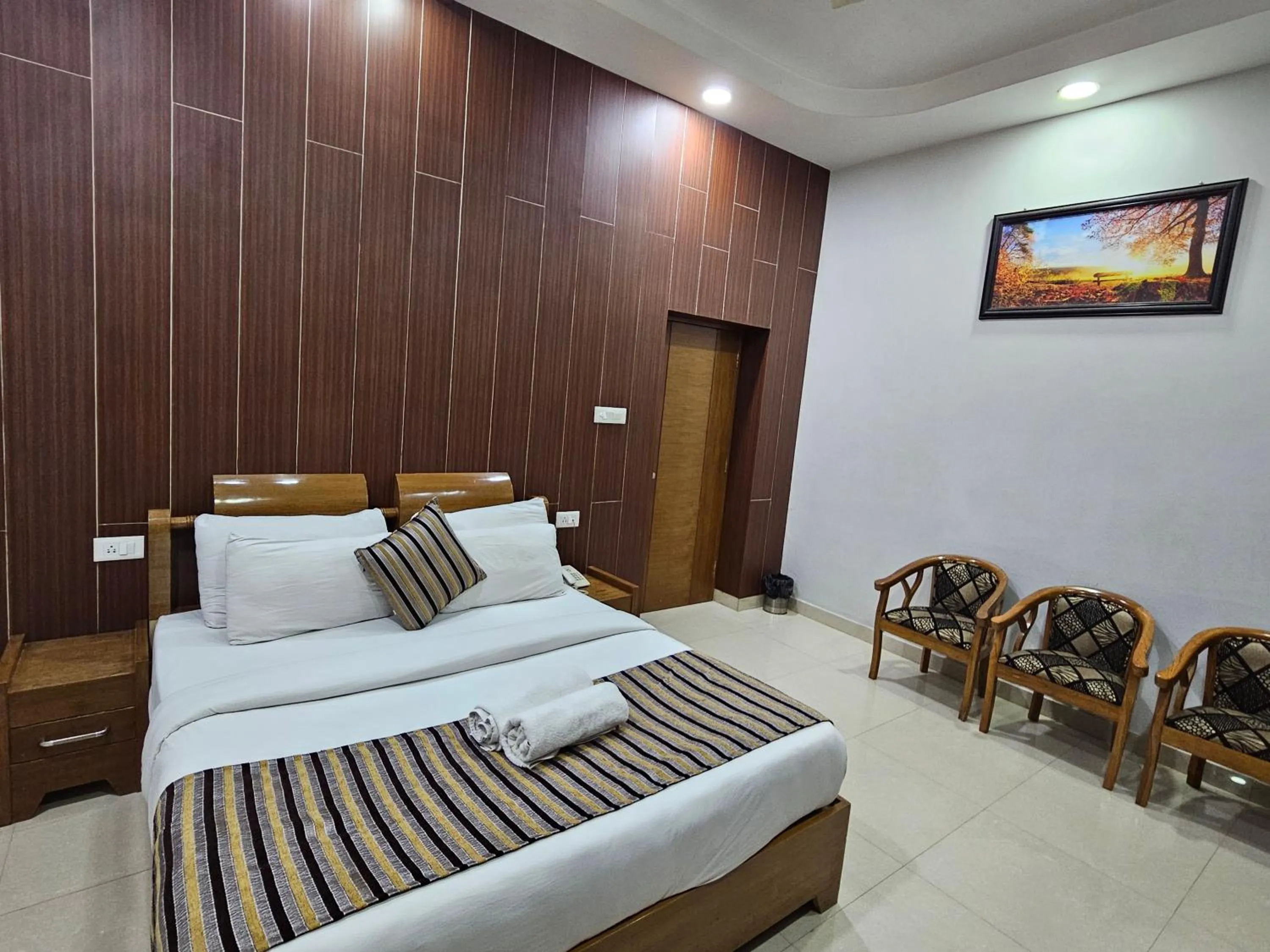 Bedroom, Bed in Hotel Krishna Ji