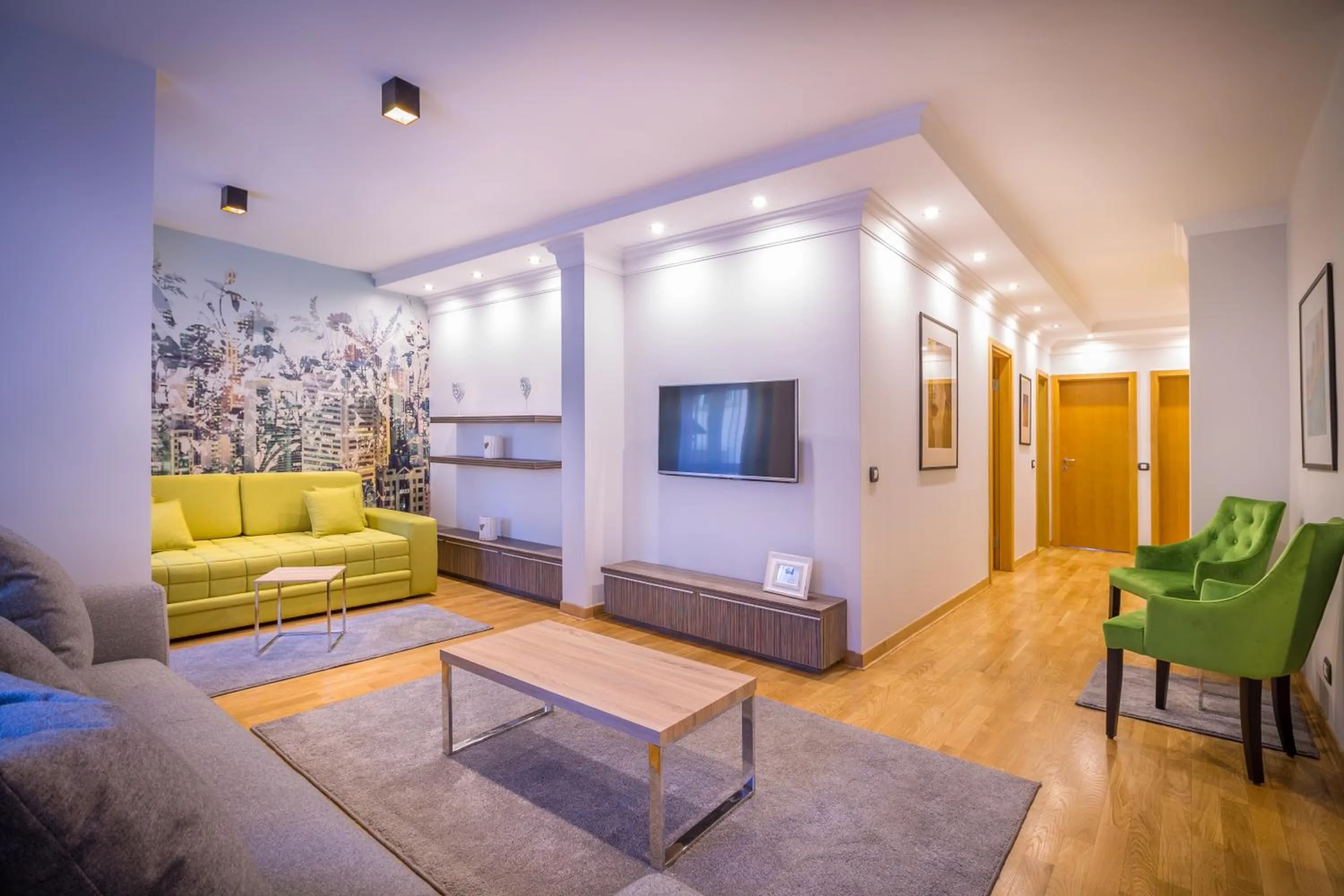 TV and multimedia in Feel Belgrade Apartments