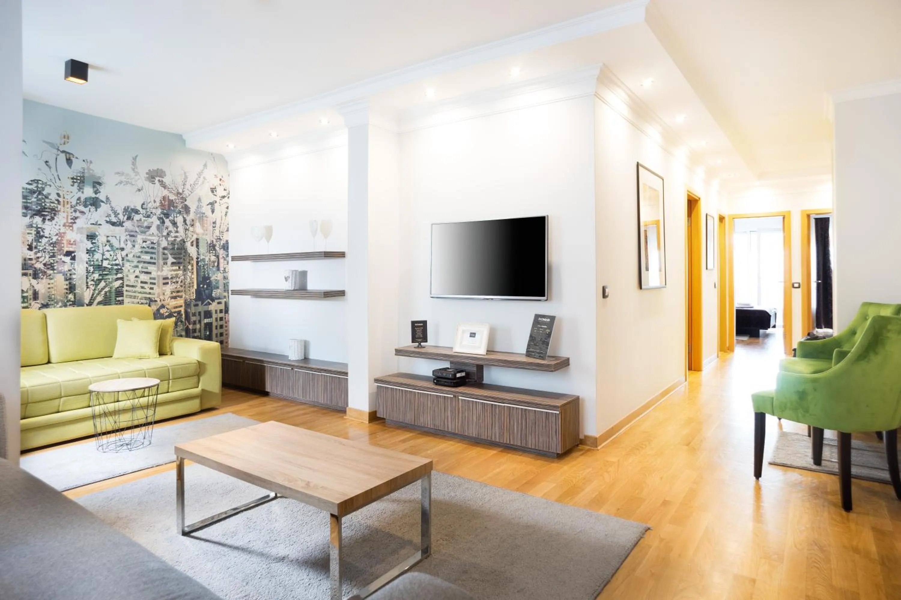 TV and multimedia in Feel Belgrade Apartments