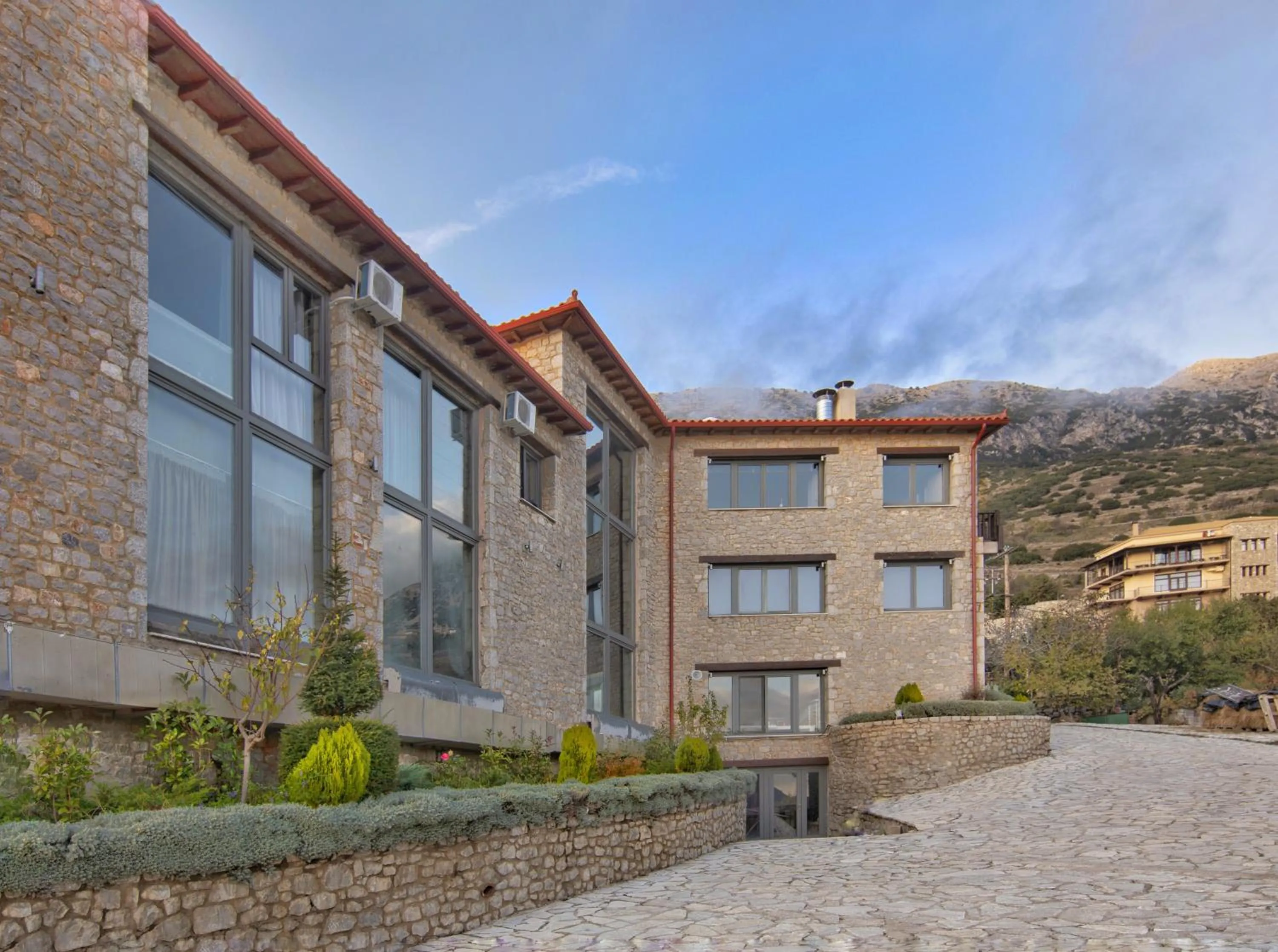Property building in Aegli Arachova