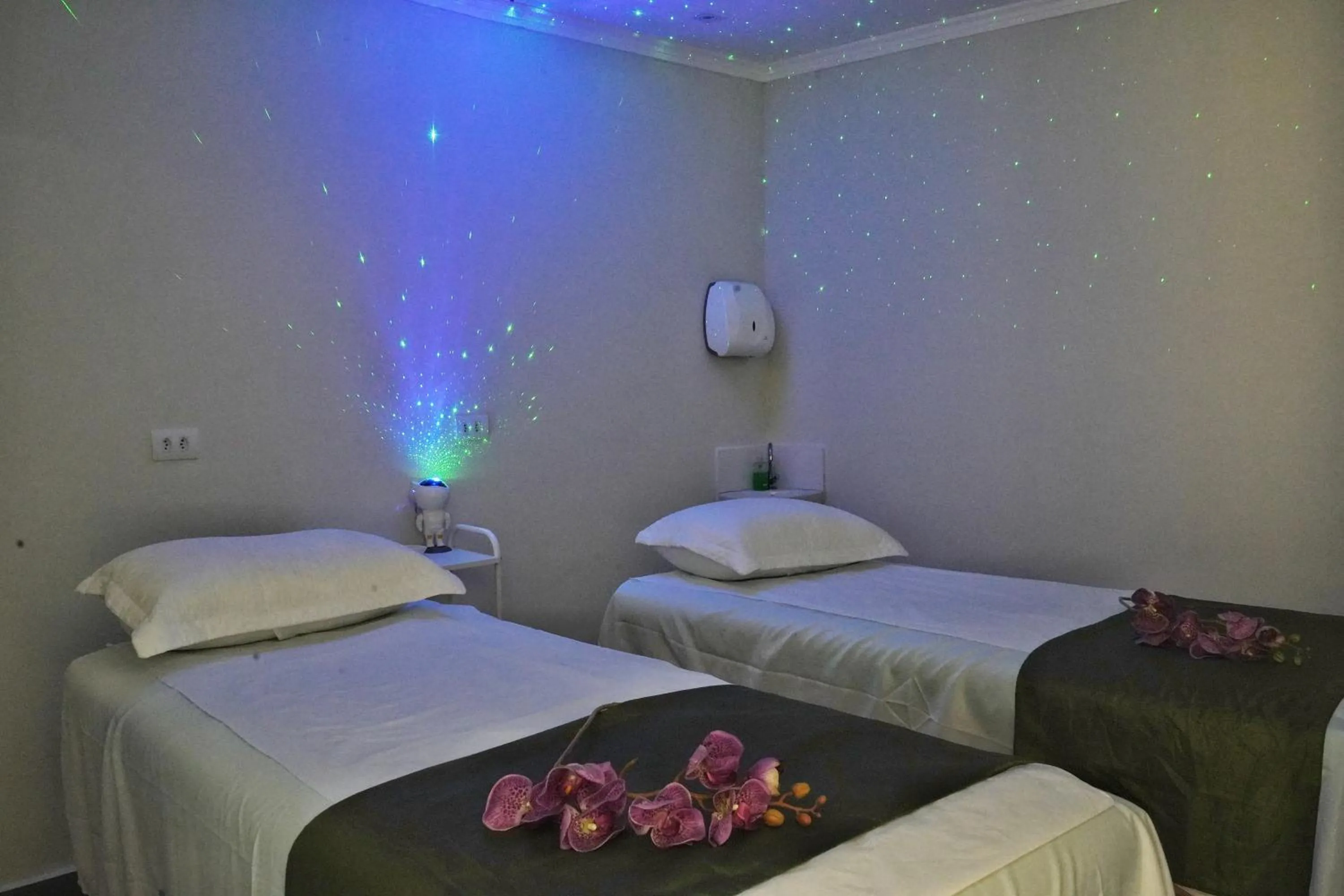 Massage, Bed in Bristol Villaggio Rosa Aruja