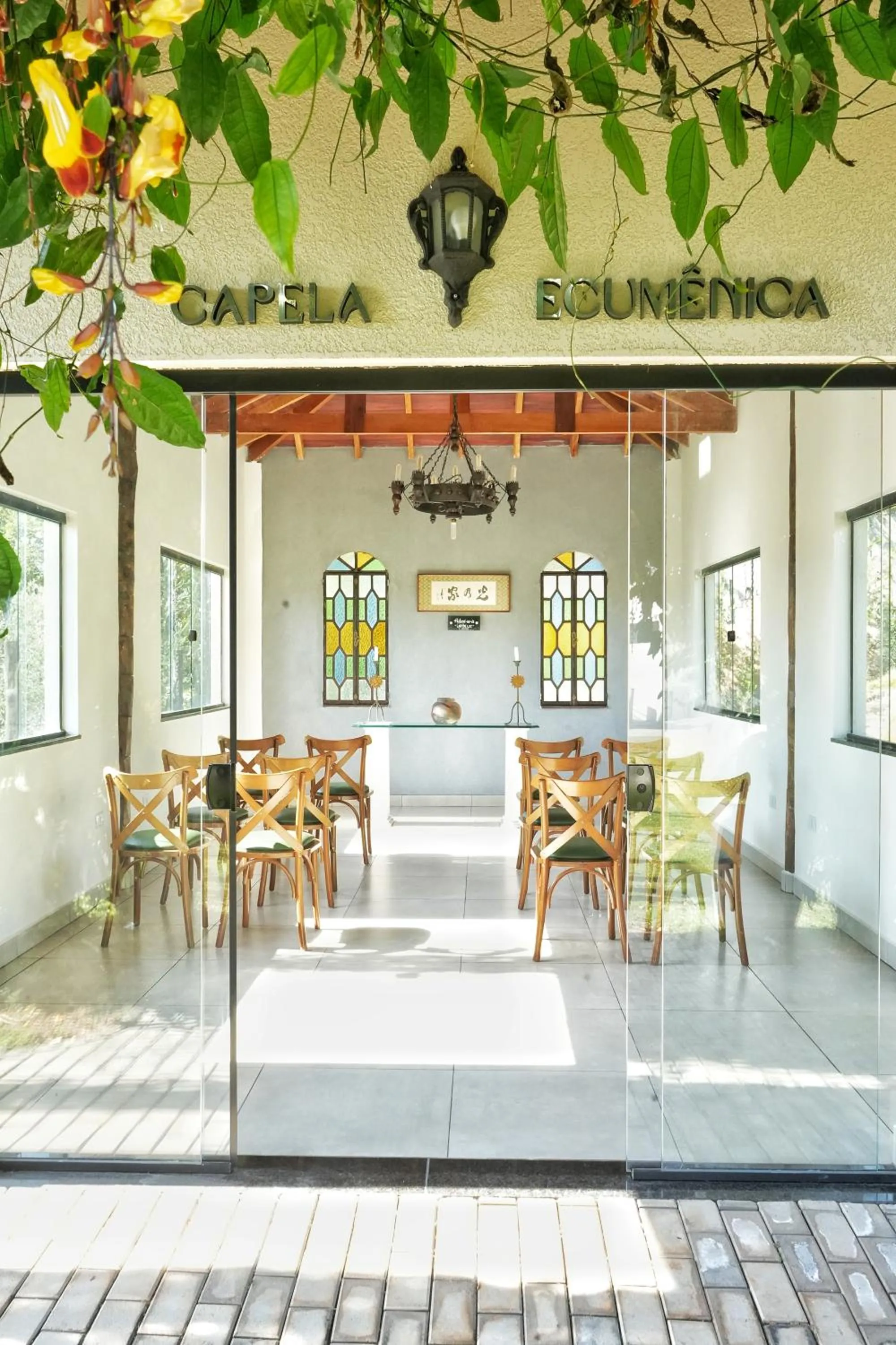 Property building in Bristol Villaggio Rosa Aruja