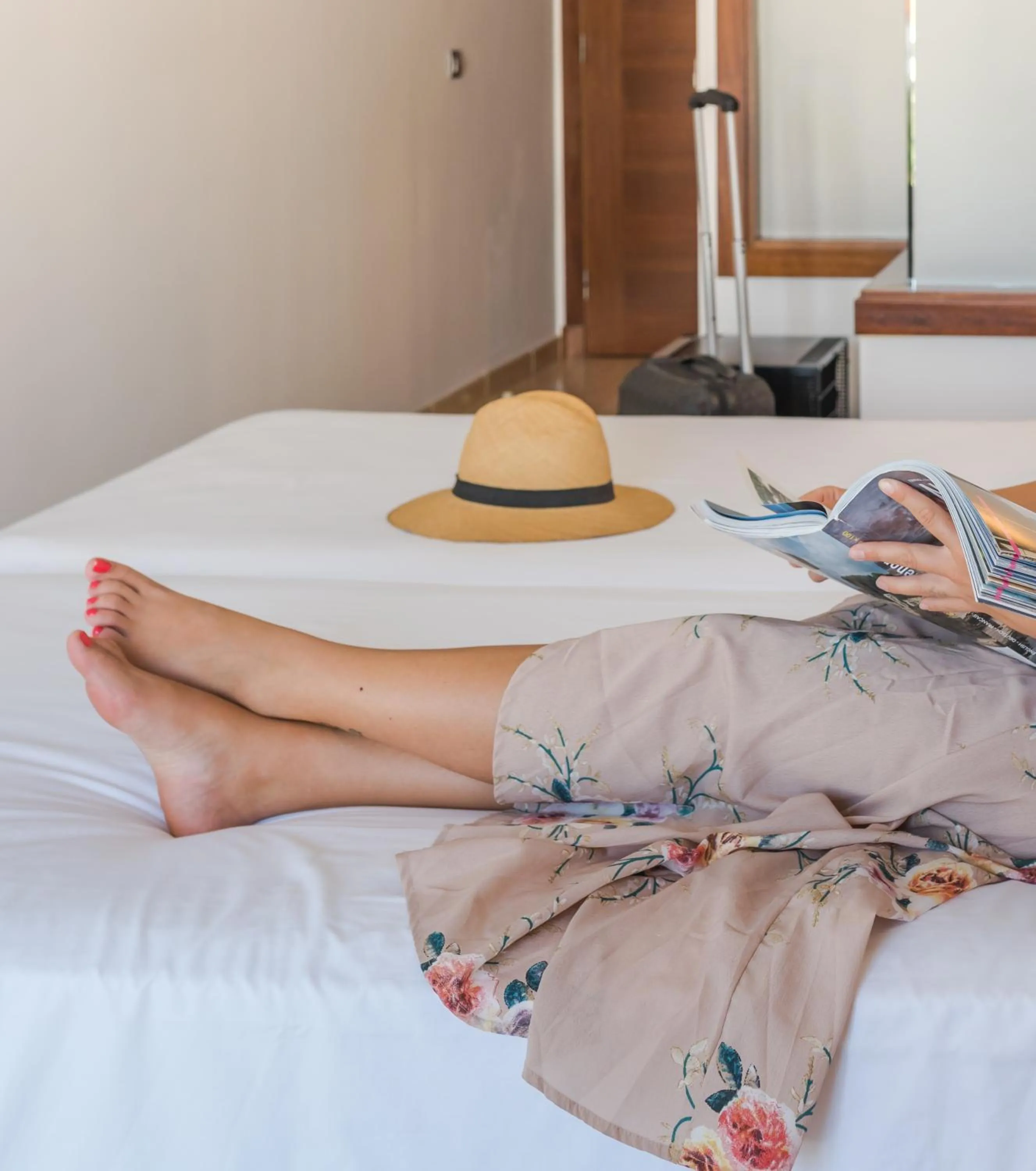 Decorative detail, Bed in Hotel Jeni & Restaurant