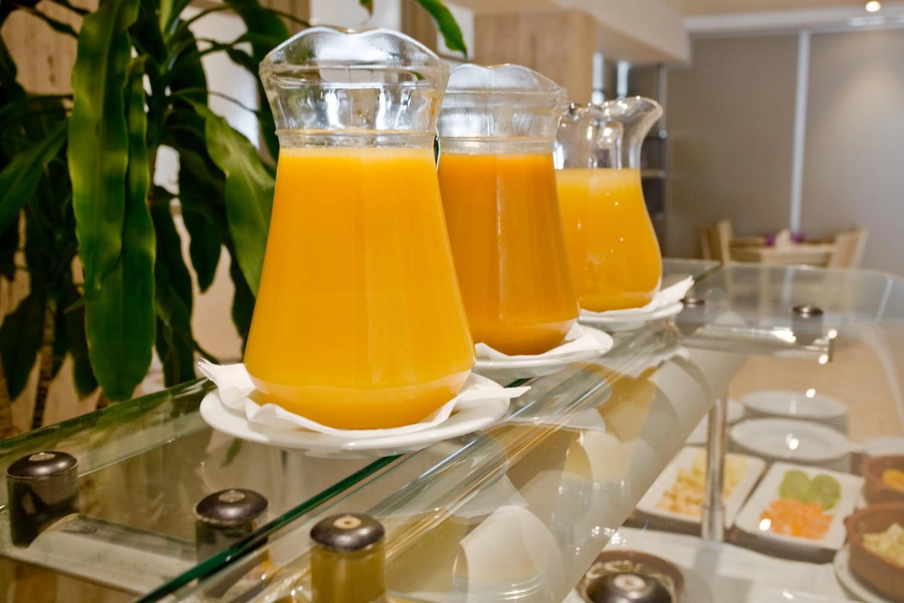 Breakfast in Hotel Jeni & Restaurant